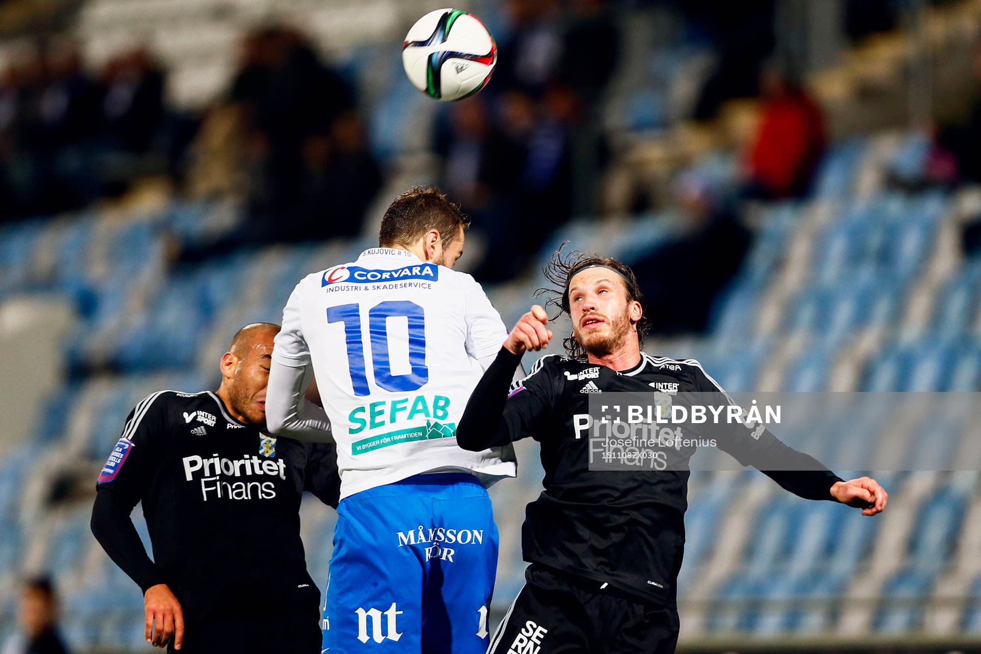 Norrköpings Emir Kujovic och IFK Göteborgs Gustav Svensson