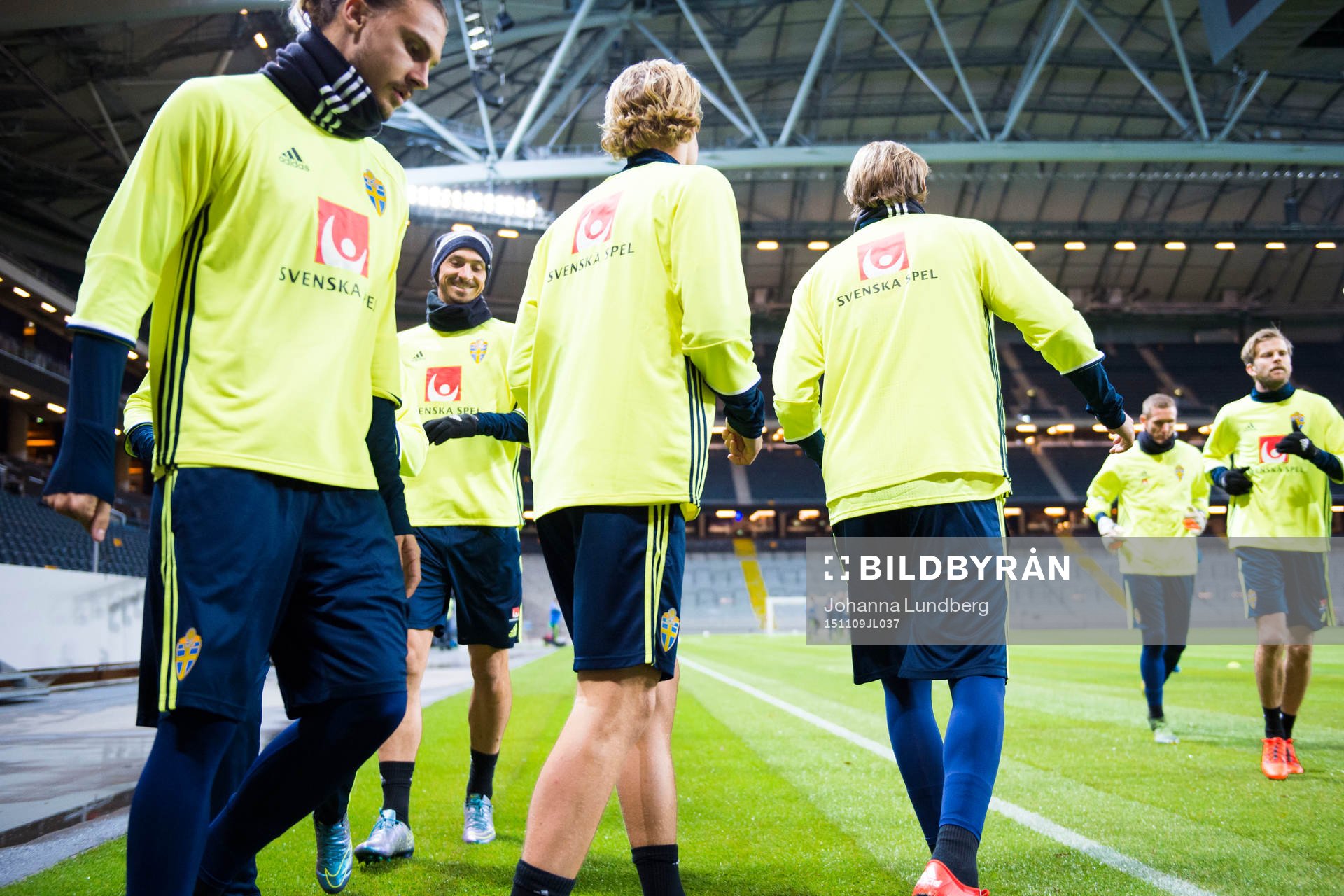 Sveriges Erik Johansson och Zlatan Ibrahimovic