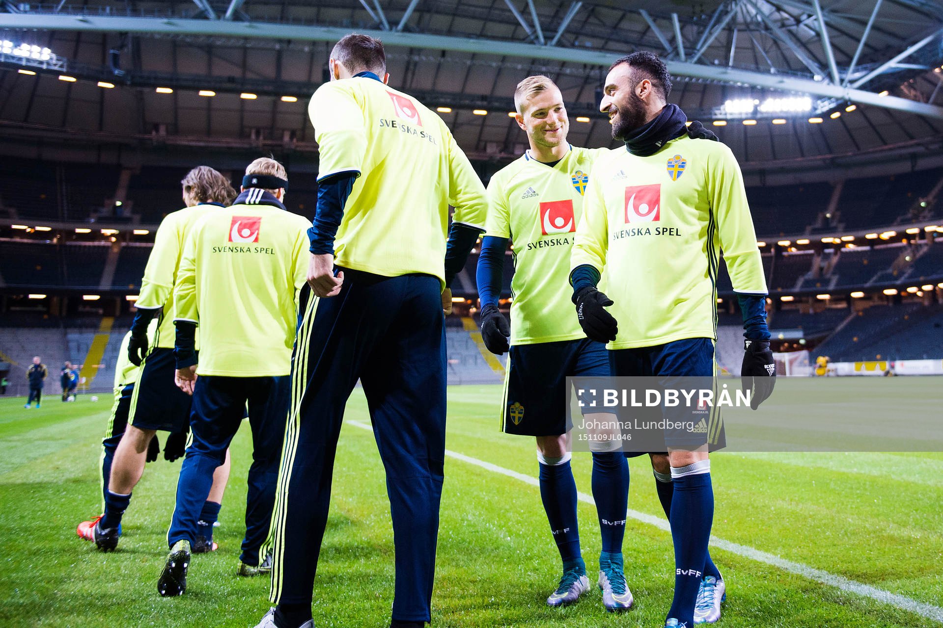 Sveriges John Guidetti kramar om Abdul Khalili