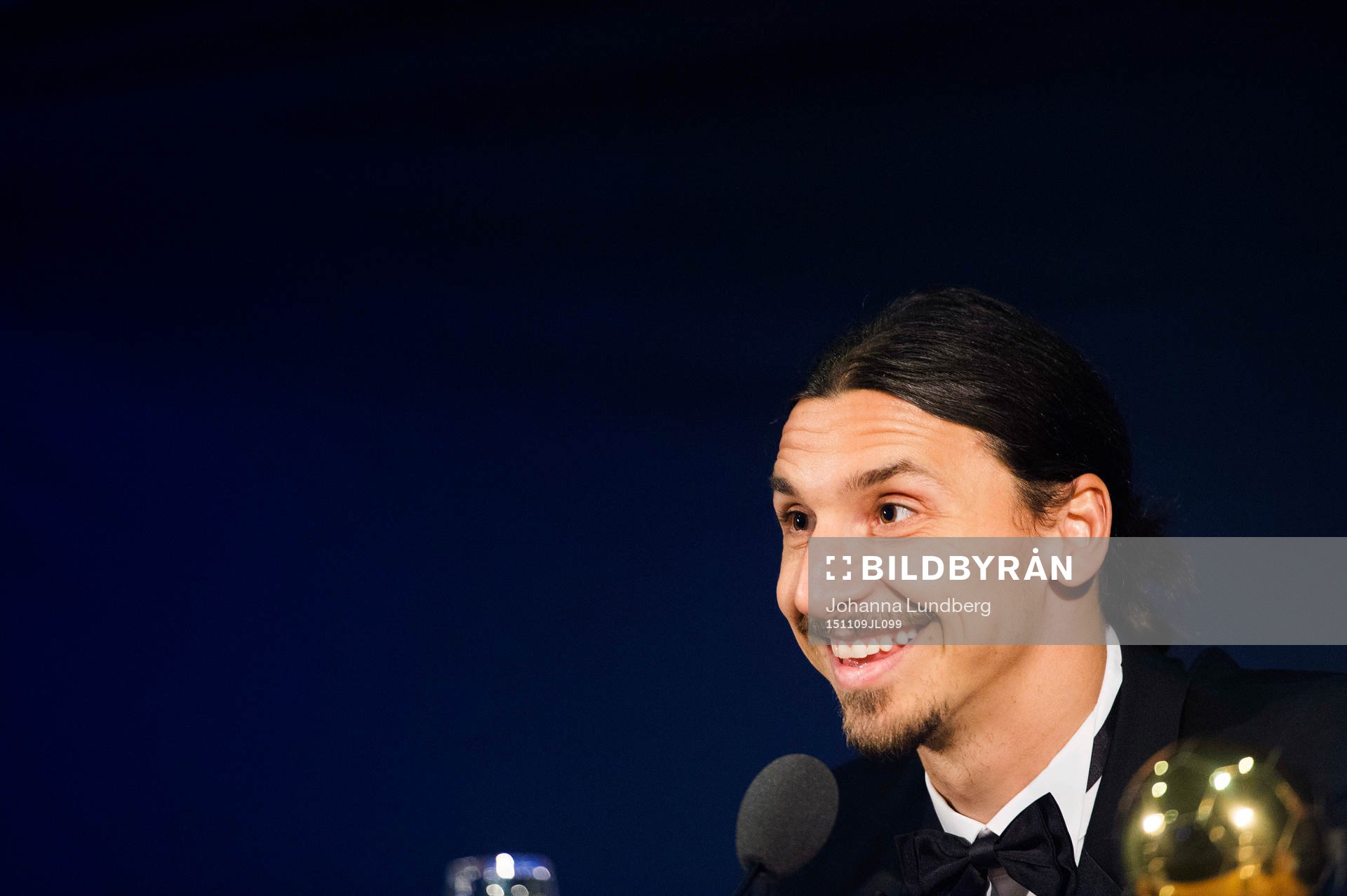 Zlatan Ibrahimovic deltar i en presskonferens