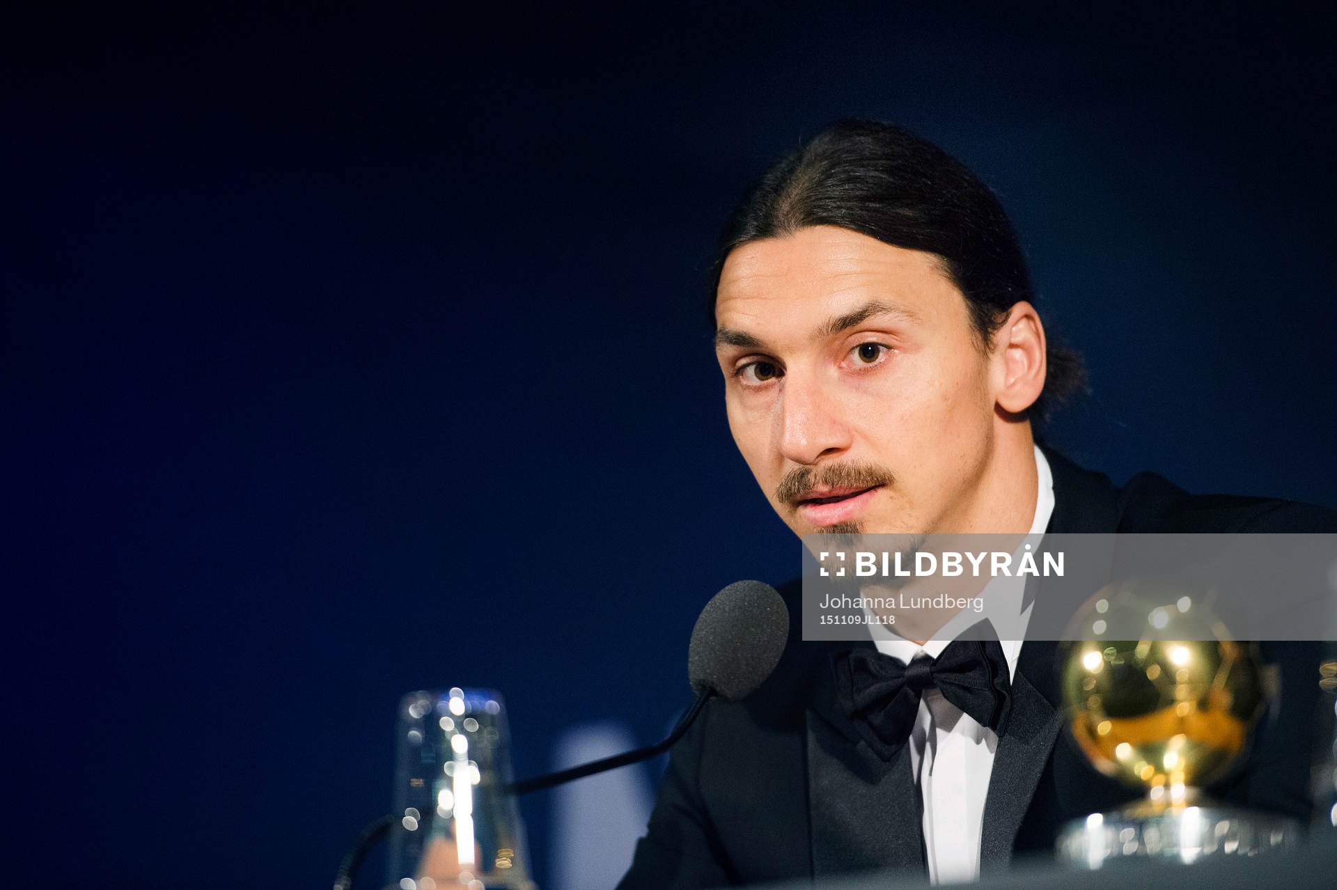 Zlatan Ibrahimovic deltar i en presskonferens