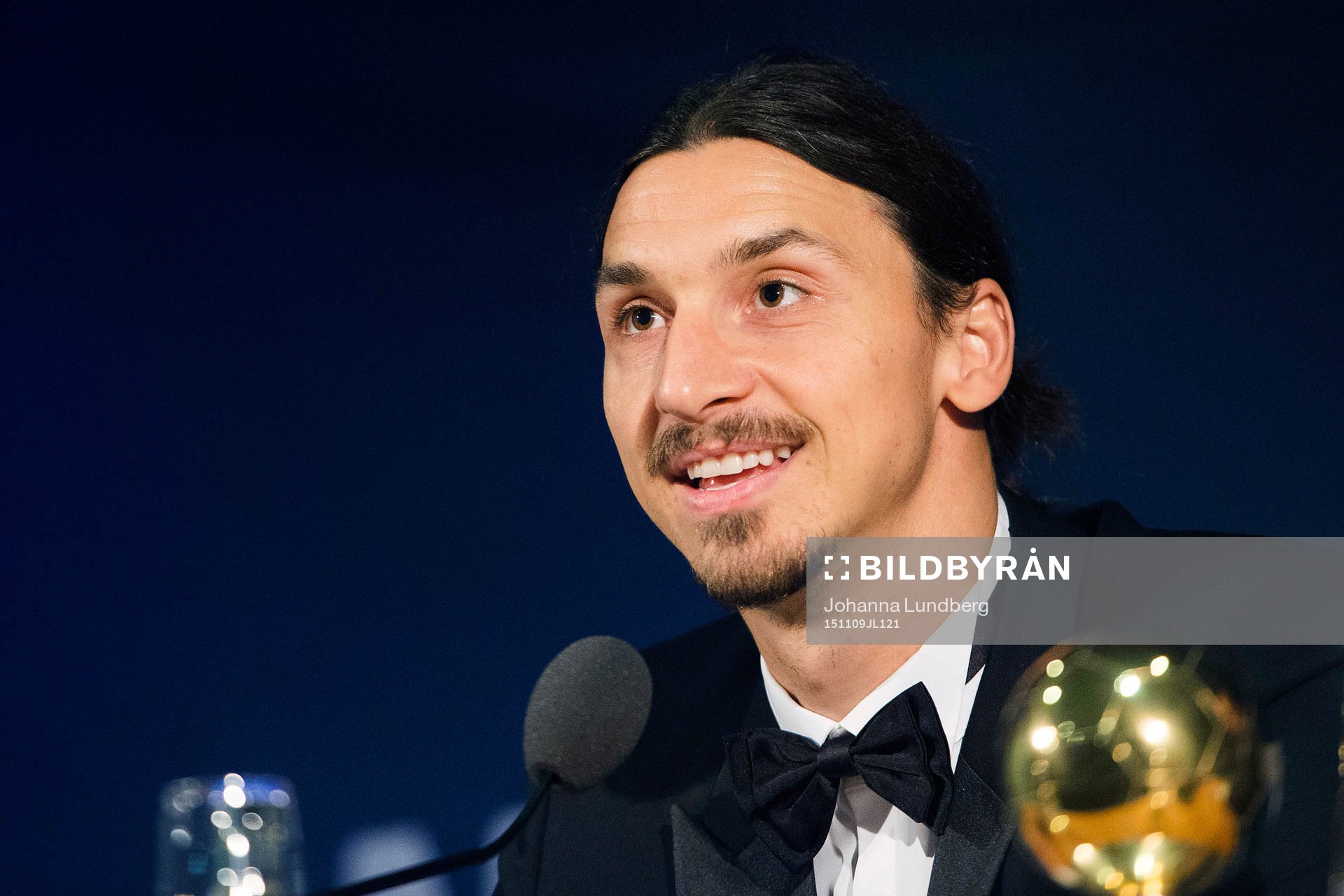 Zlatan Ibrahimovic deltar i en presskonferens