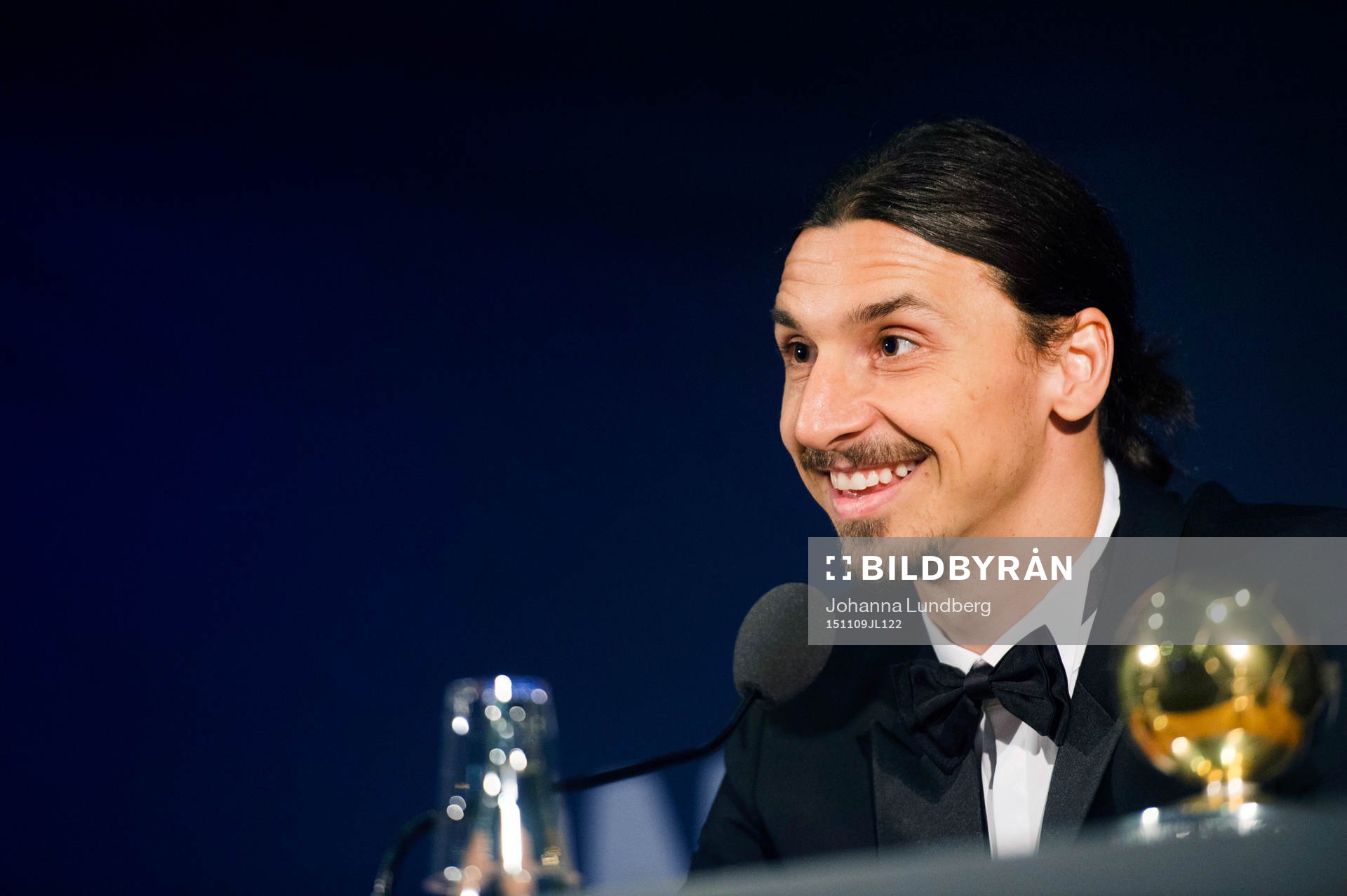 Zlatan Ibrahimovic deltar i en presskonferens