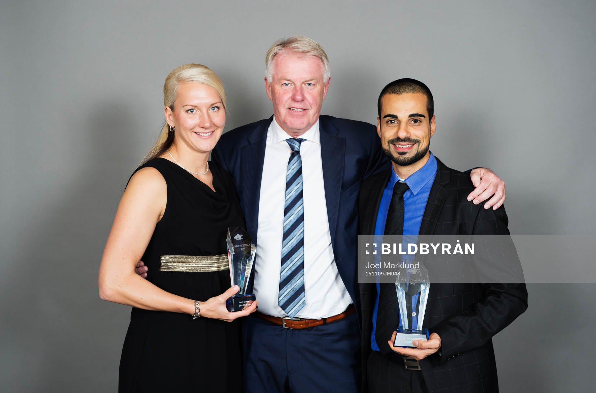 Tess Olofsson och Mohammed Al-Hakim och prisutdelare Bo