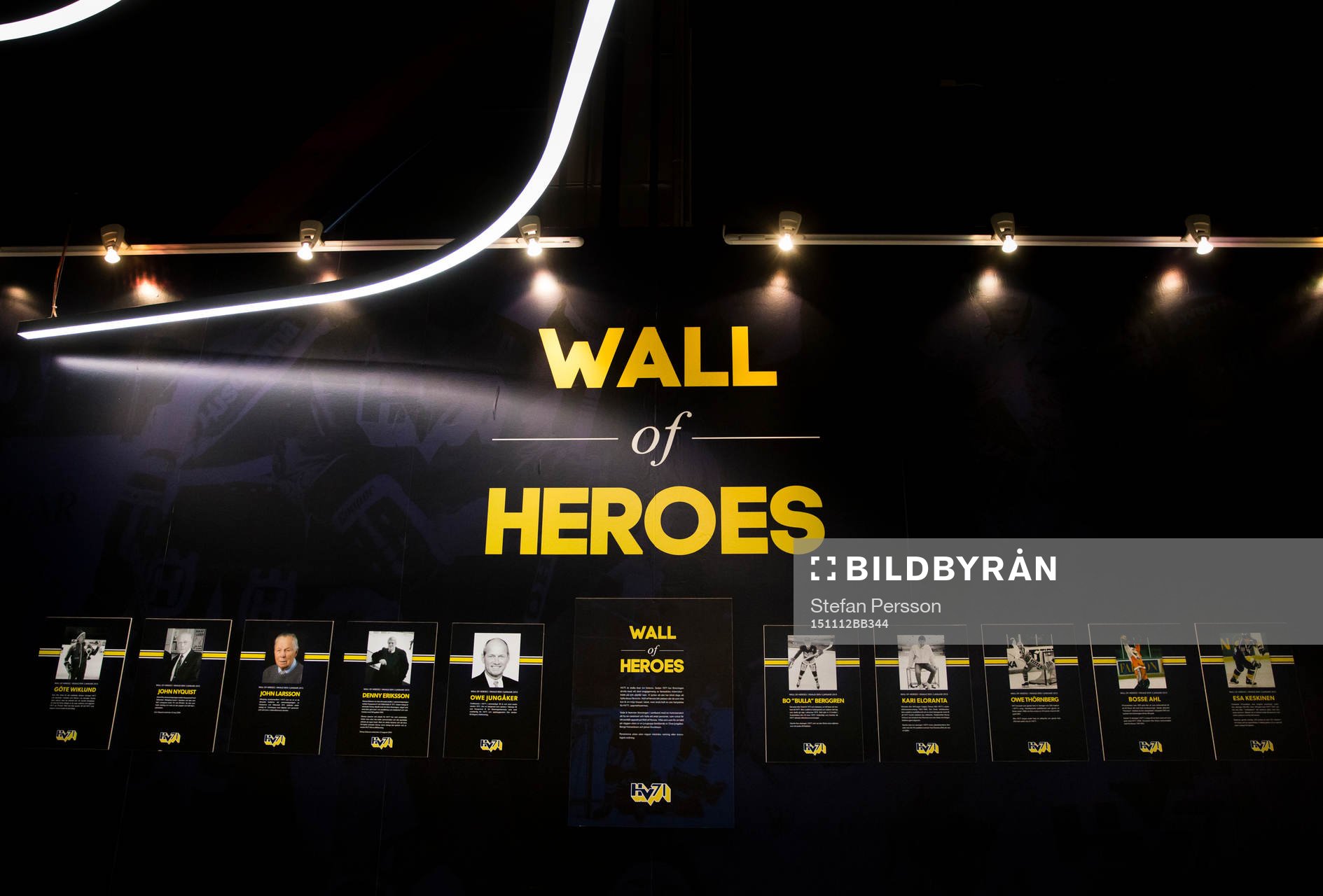 Wall of Heroes i Kinnarps Arena. Här hyllas John Nyquist,