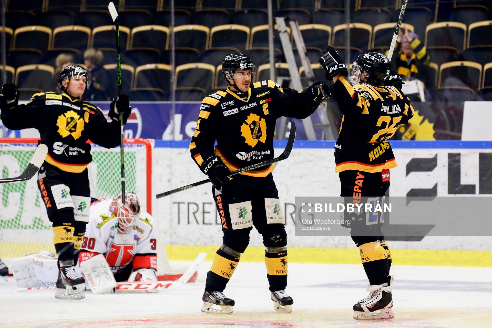 Skellefteås Axel Holmström jublar