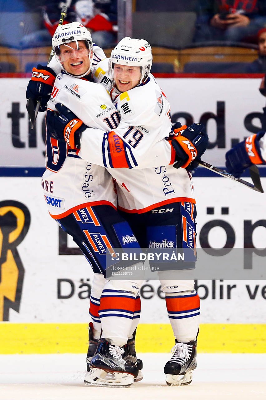 Växjös Tuomas Kiiskinen jublar