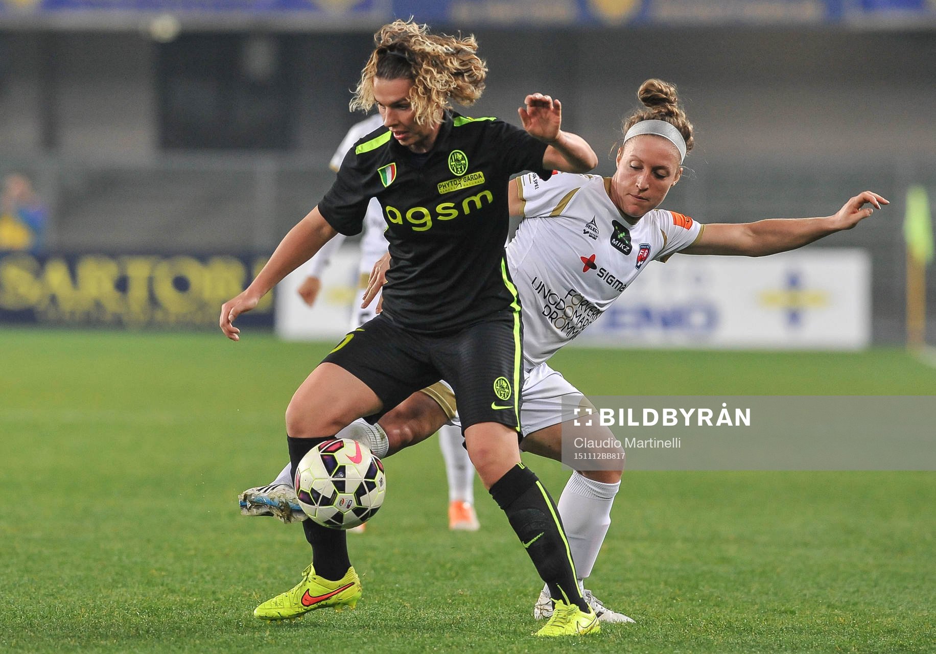 Rosengårds Josee Belanger och Veronas Naila Ramera