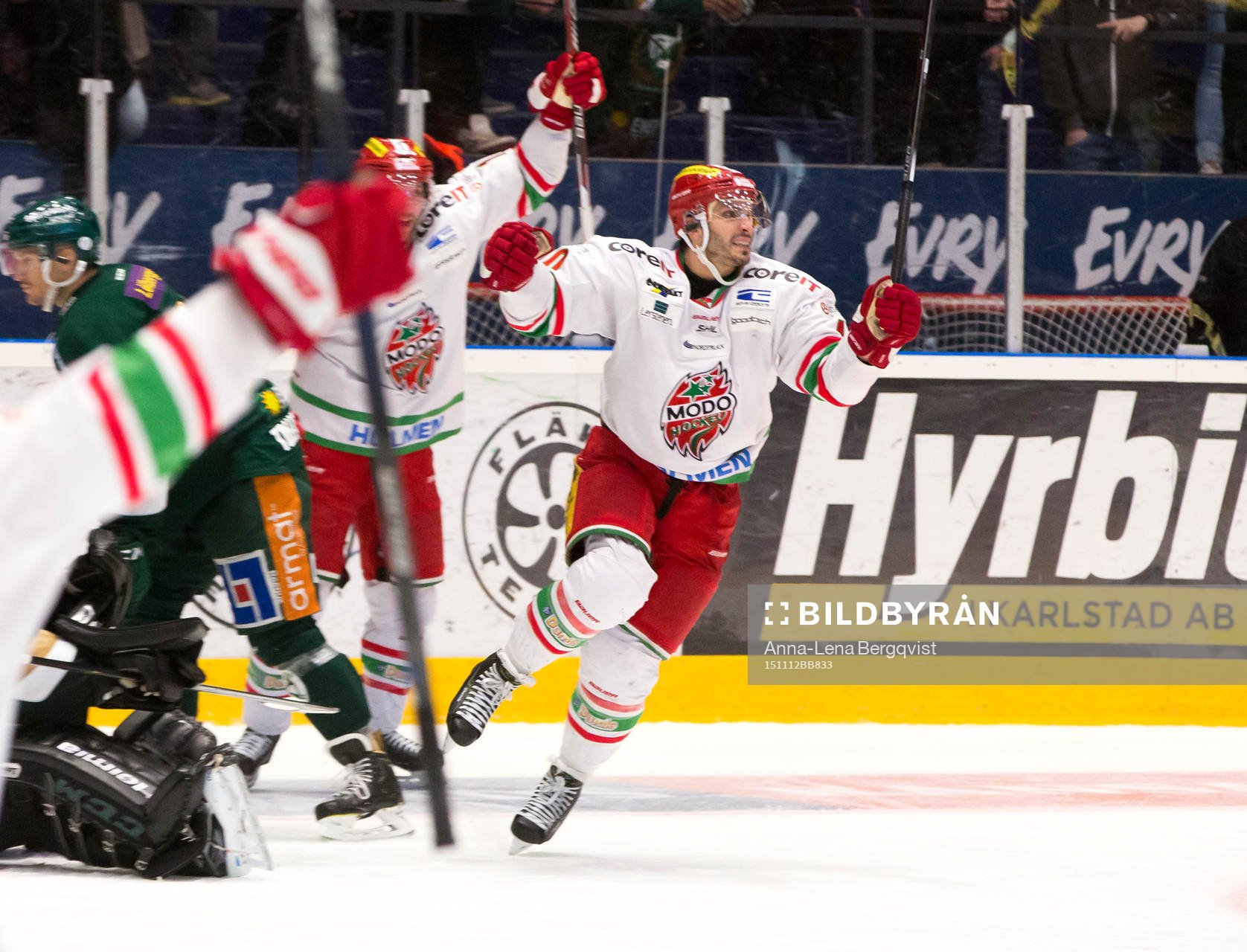 Modos Maxim Lapierre jublar
