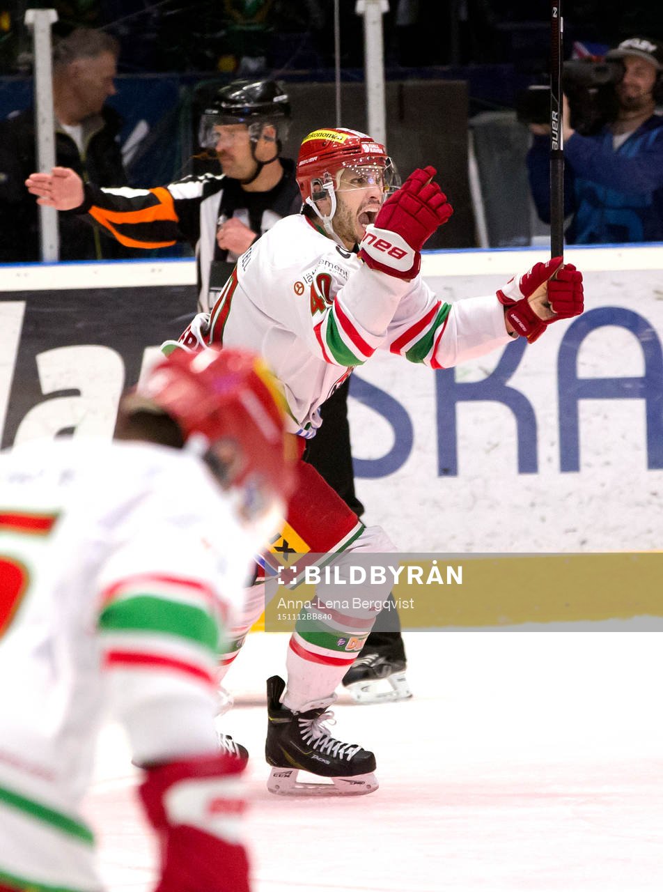 Modos Maxim Lapierre jublar
