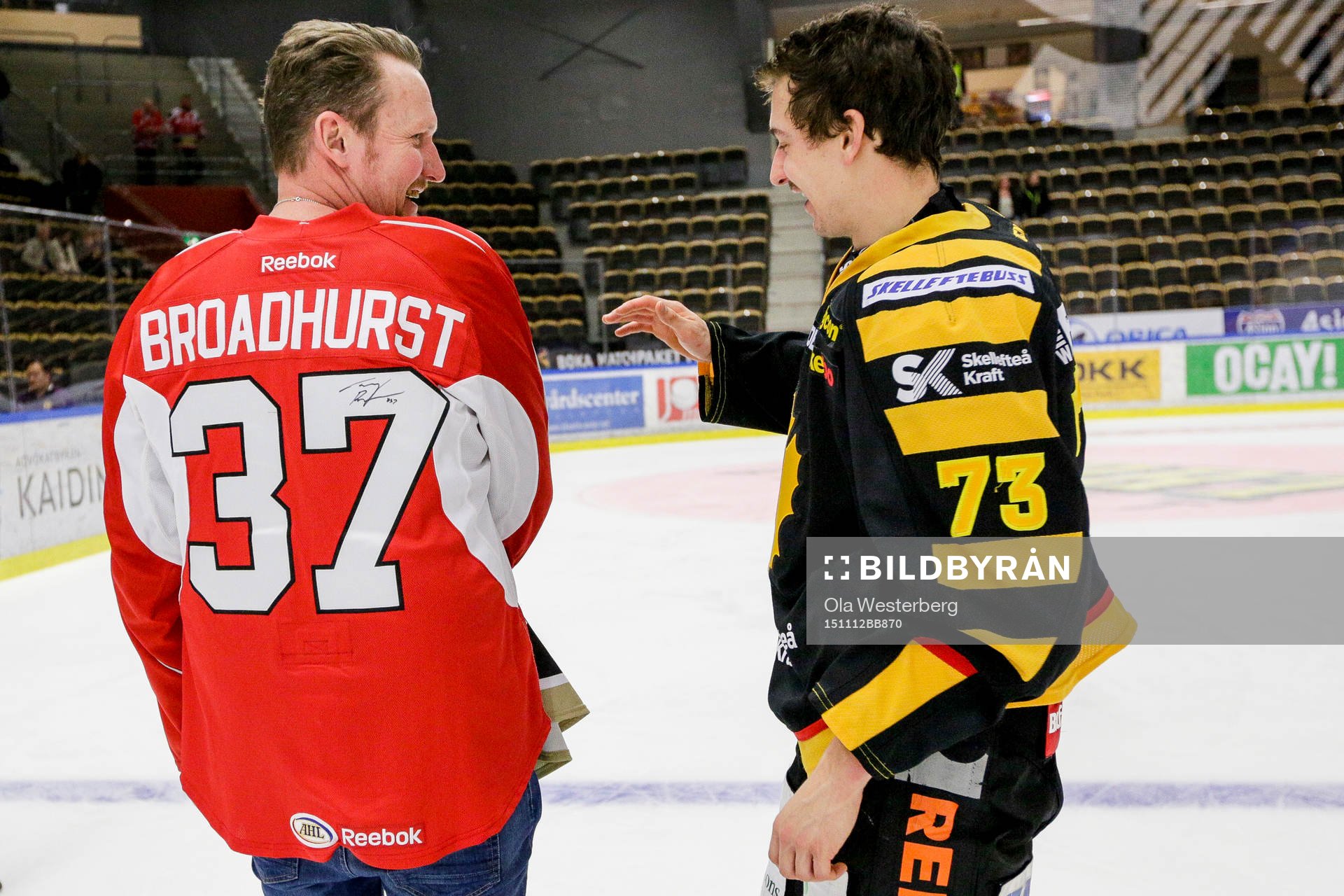 Skellefteås Terry Broadhurst med ett fan som budat på
