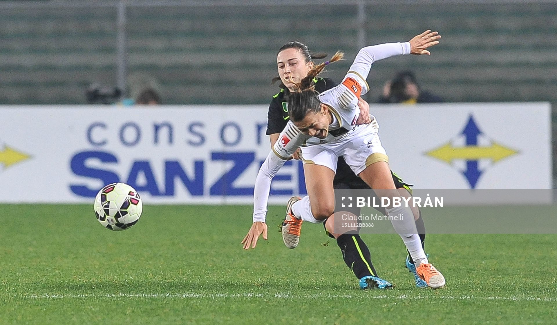 Rosengårds Ali Riley och Veronas Tatiana Bonetti