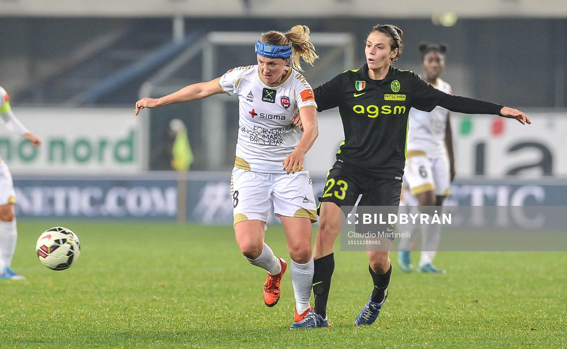 Rosengårds Kristen Van de Ven och Veronas Cecila Salvai