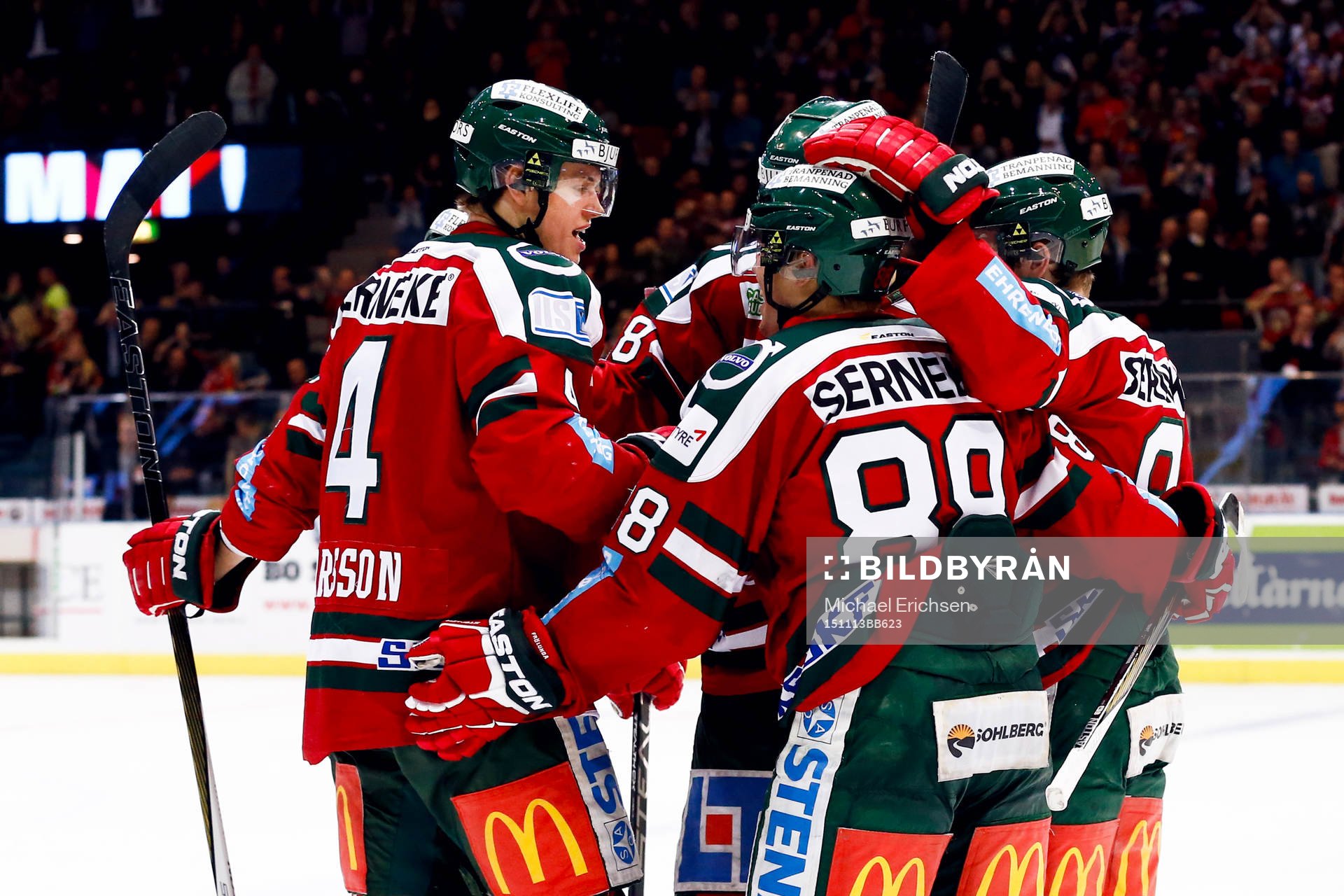 Frölundas Jacob Larsson jublar