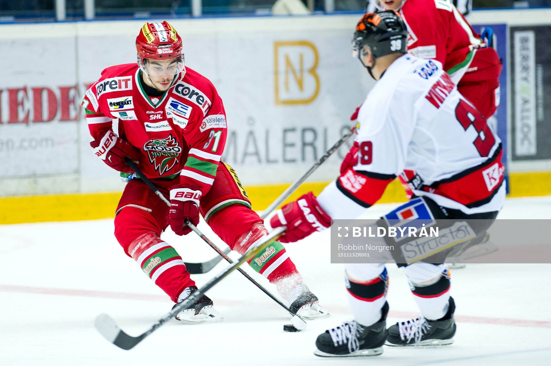 Modos Gustav Possler och Örebros Ville Viitaluoma