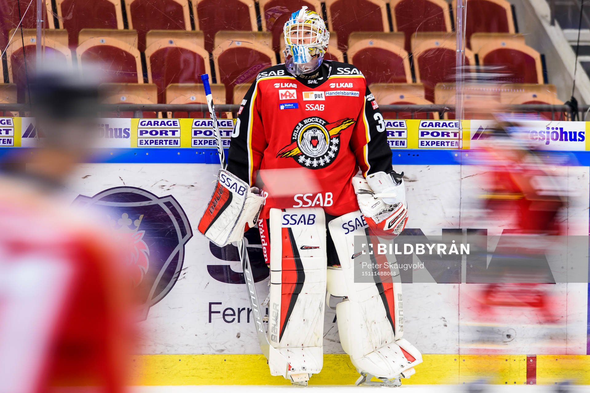 Luleås målvakt Filip Gustafsson på uppvärmningen