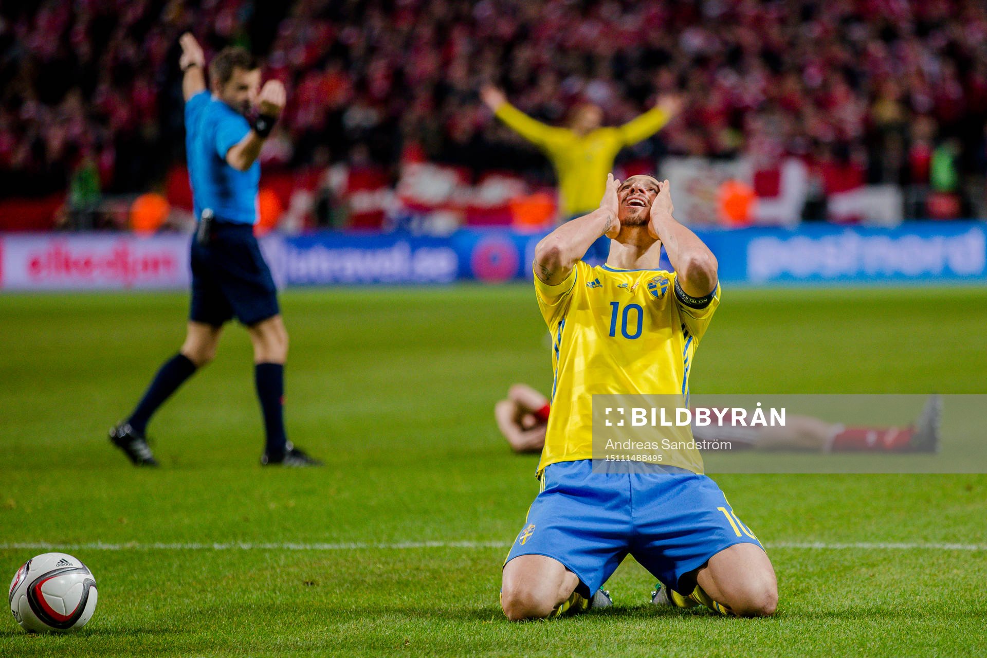 Sveriges Zlatan Ibrahimovic deppar