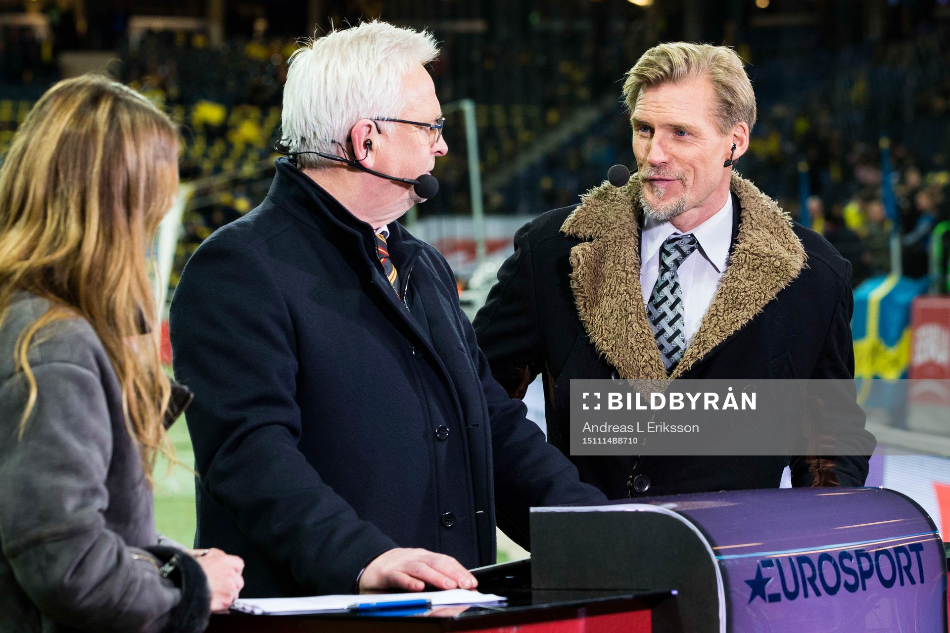 Karin Frick, Hans Backe och Johan Mjällby i studion för