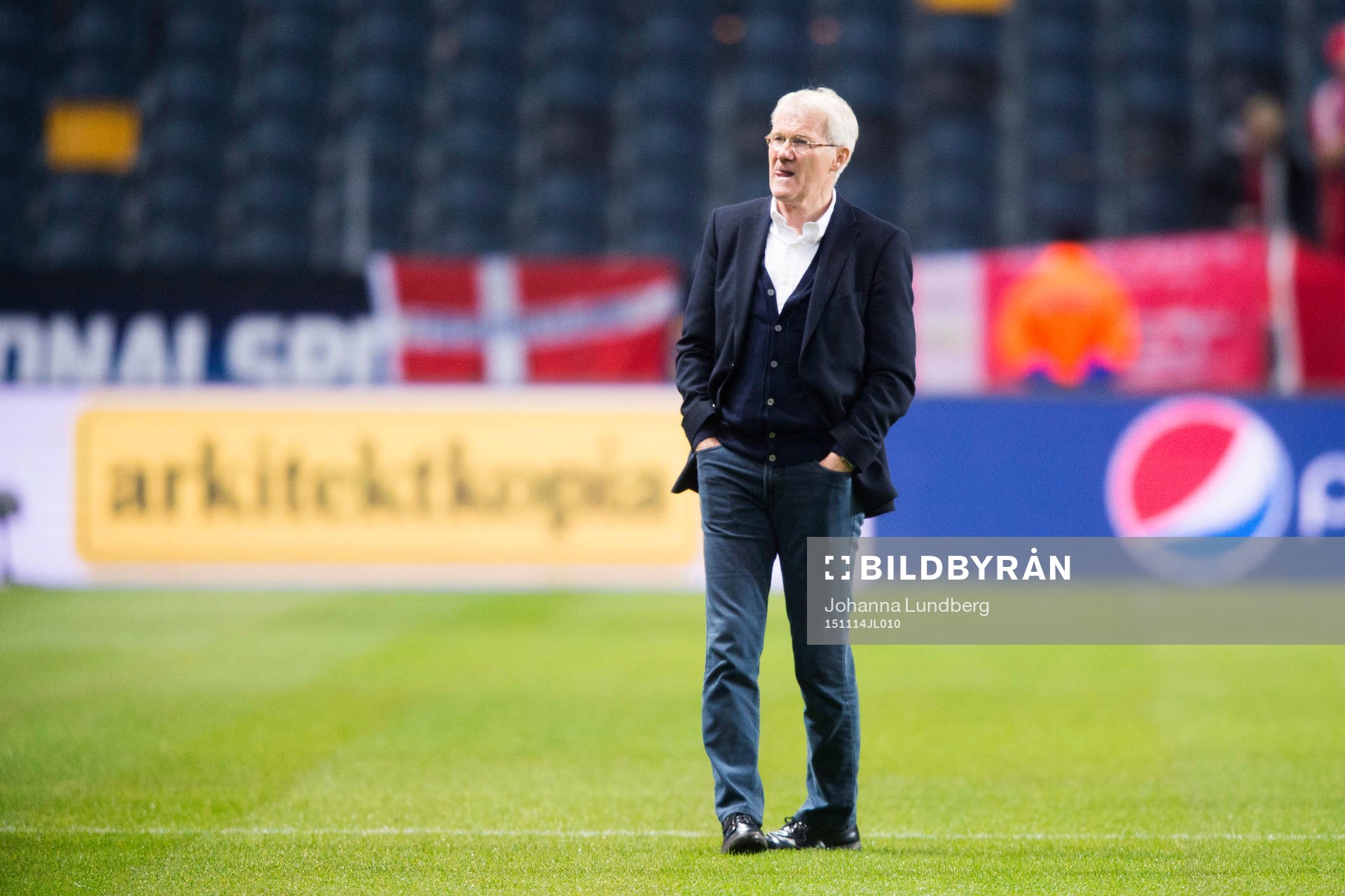 Förbundskapten Morten Olsen på planen