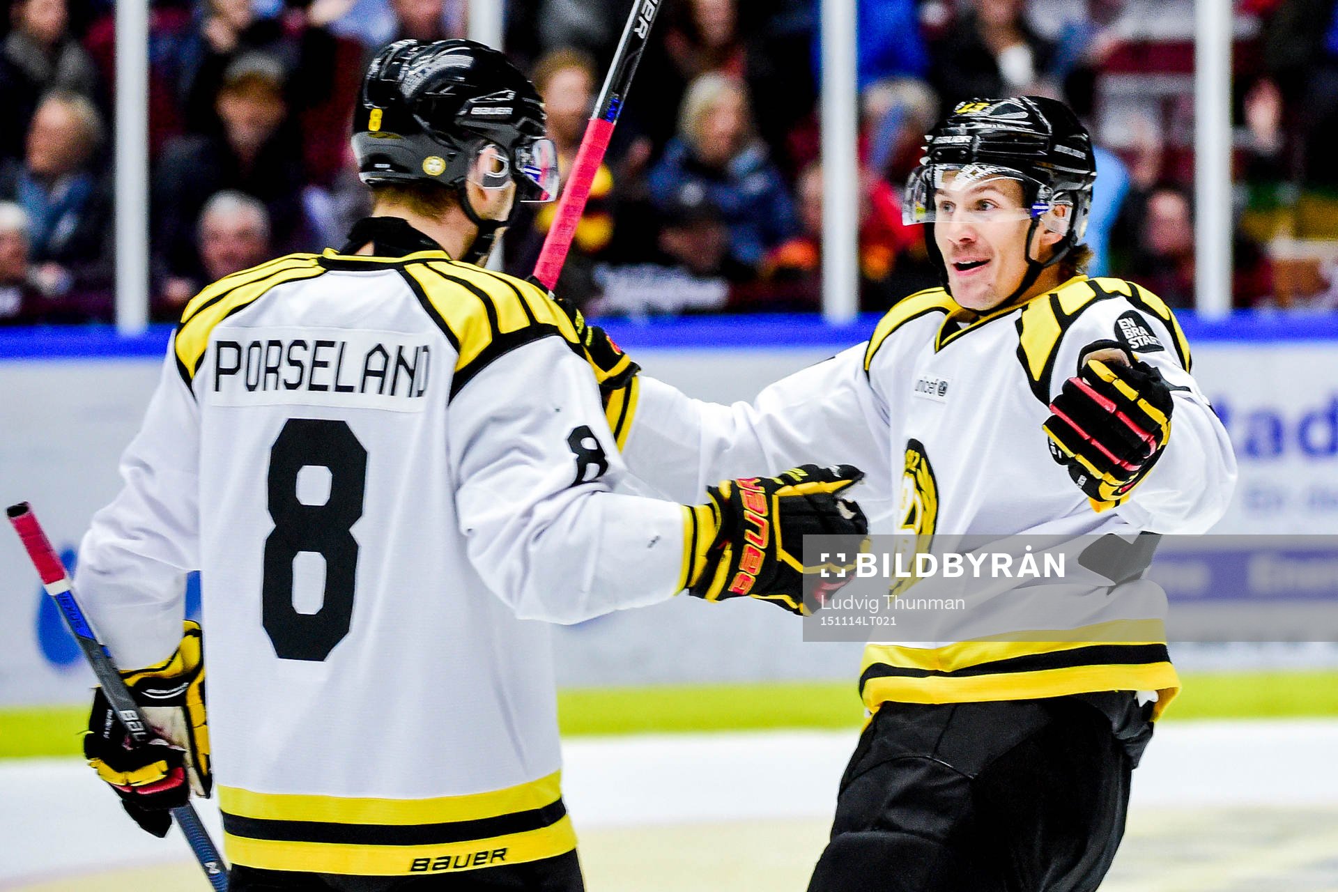 Brynäs Mathias Porseland och Sondre Olden jublar