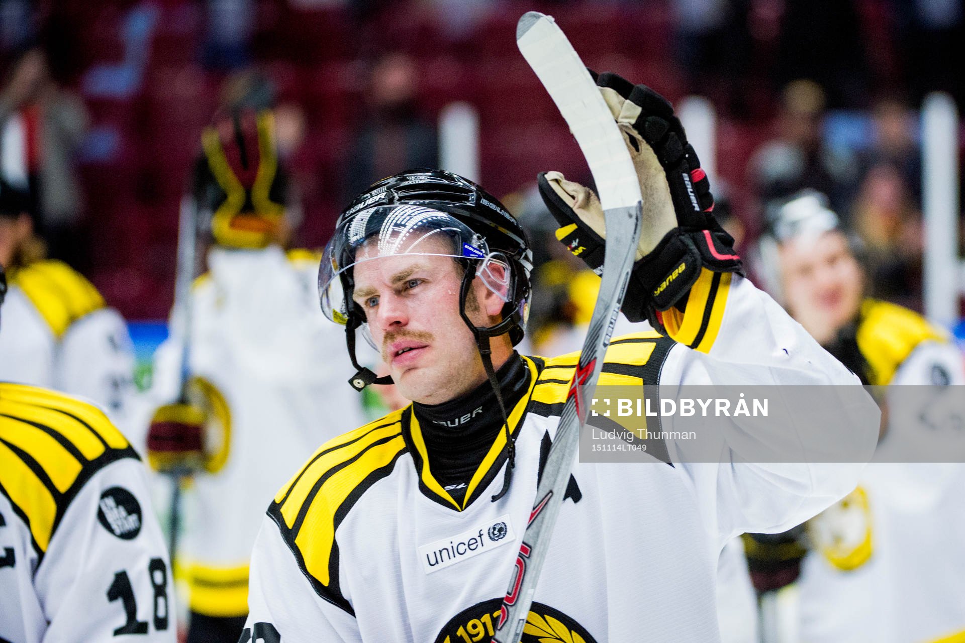 Brynäs Jörgen Sundqvist tackar publiken