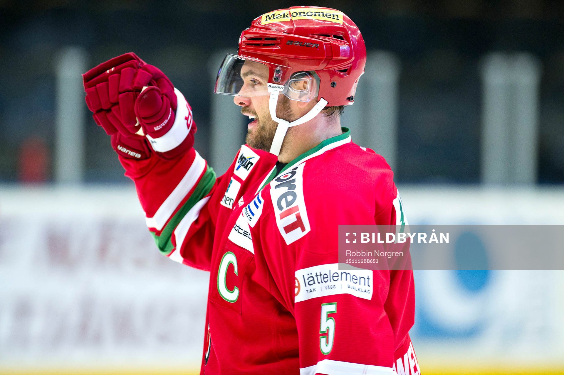 Modos Noah Welch jublar