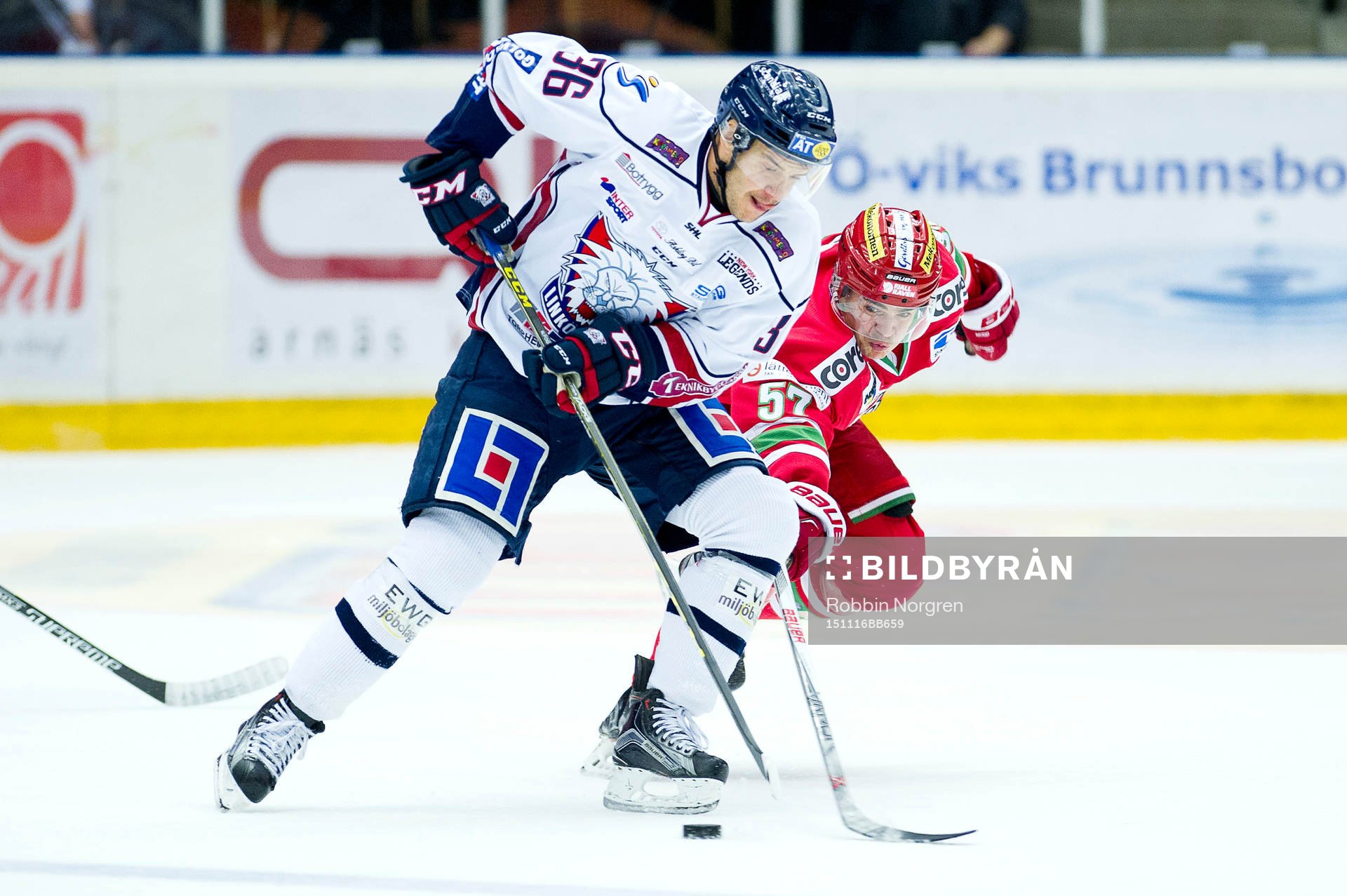 Linköpings Niklas Fogström och Modos Emil Djuse