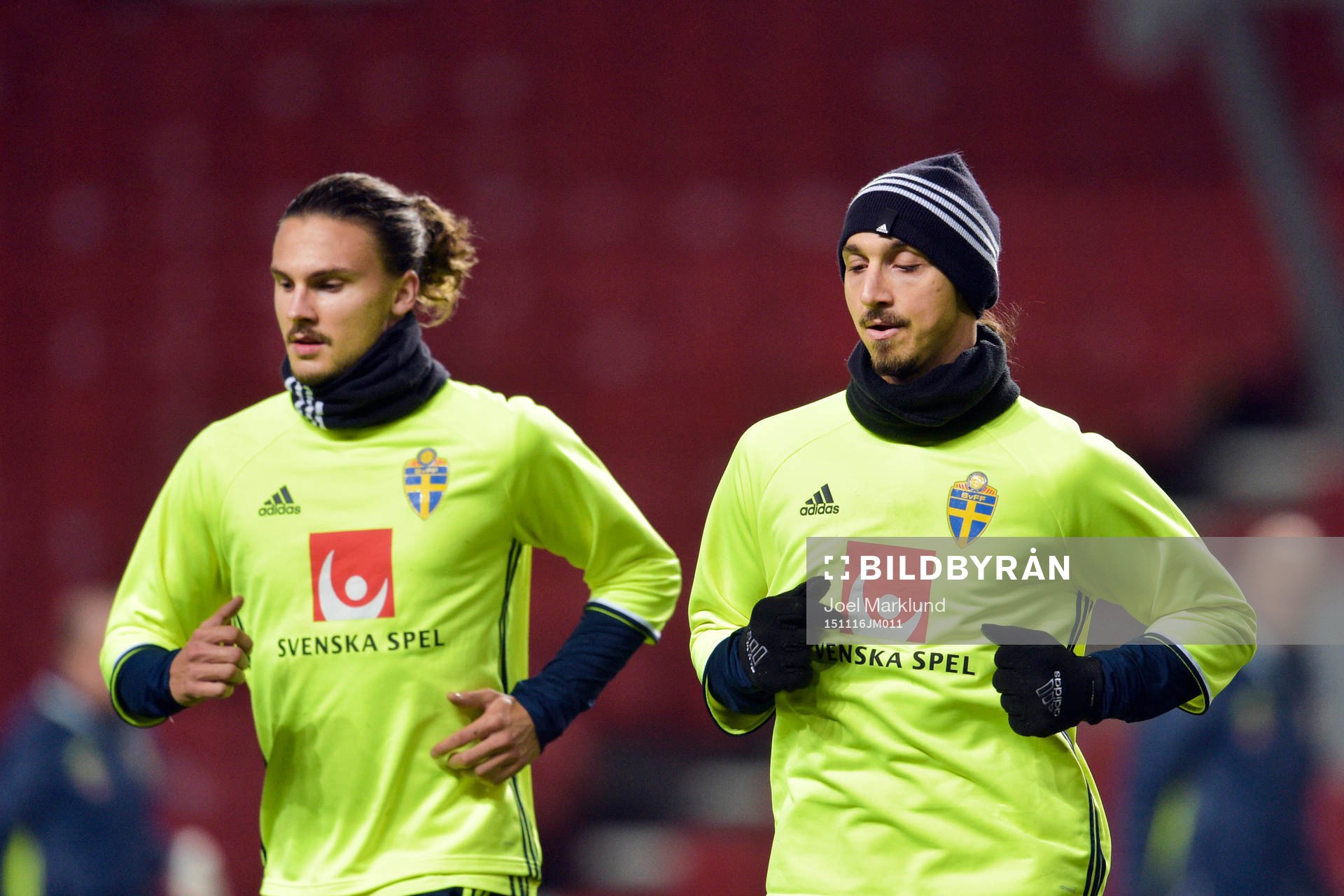 Sveriges Erik Johansson och Zlatan Ibrahimovic