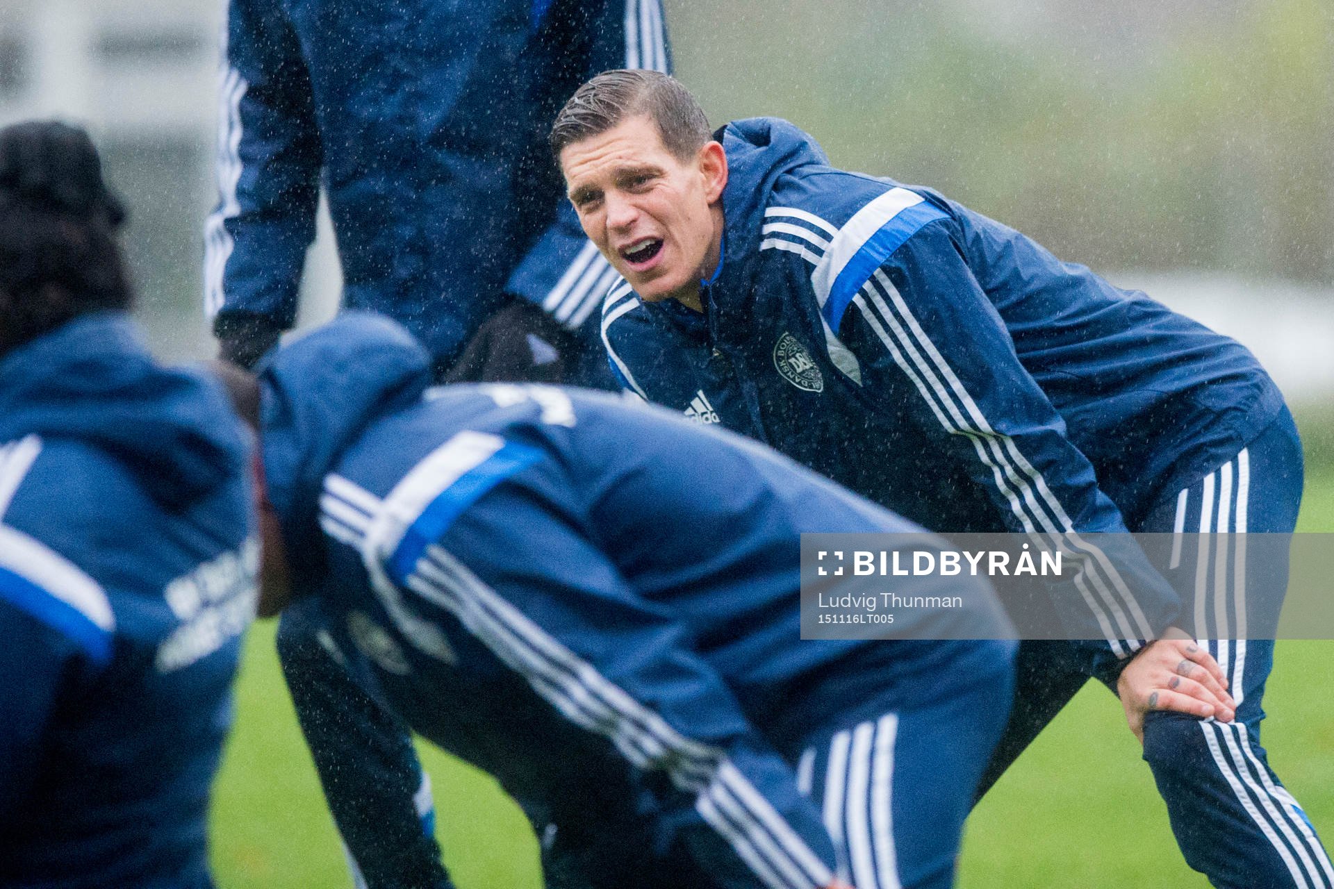 Danmarks Daniel Agger under en träning med Danmarks landslag i fotboll den 16 november 2015 i Helsingör. 