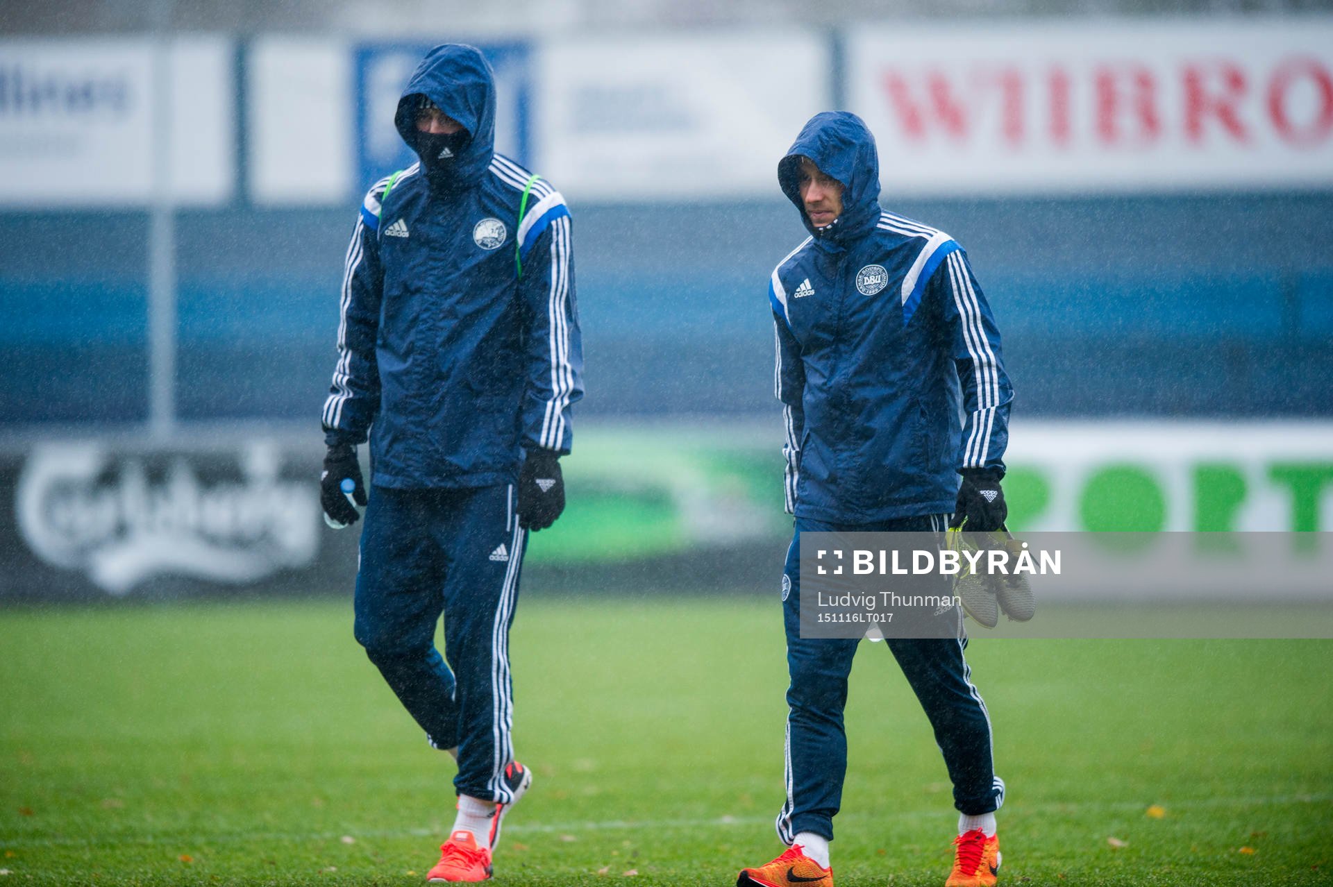Danmarks Nicklas Bendtner (tv) och Christian Eriksen (th)