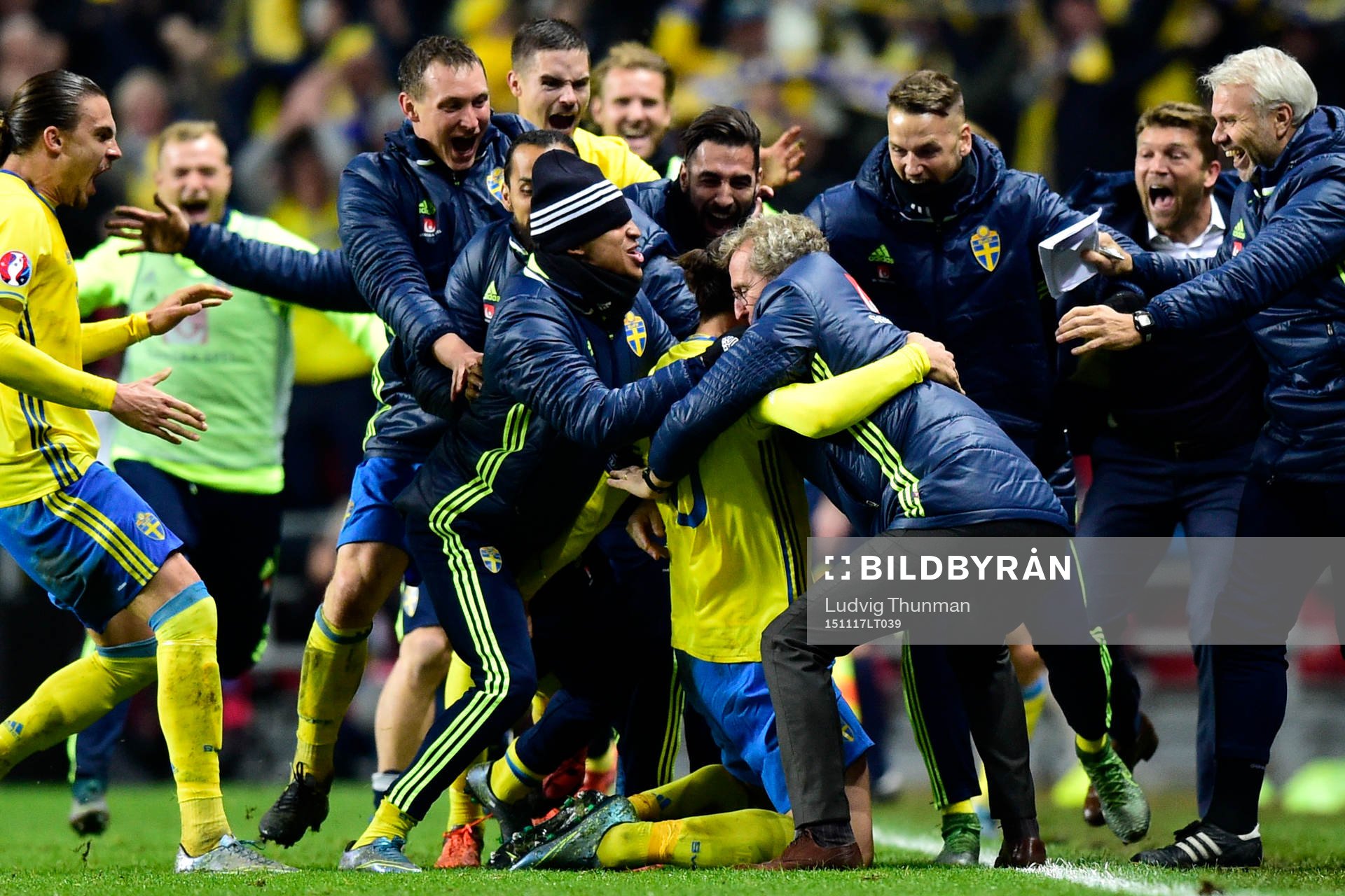 Sveriges Zlatan Ibrahimovic jublar