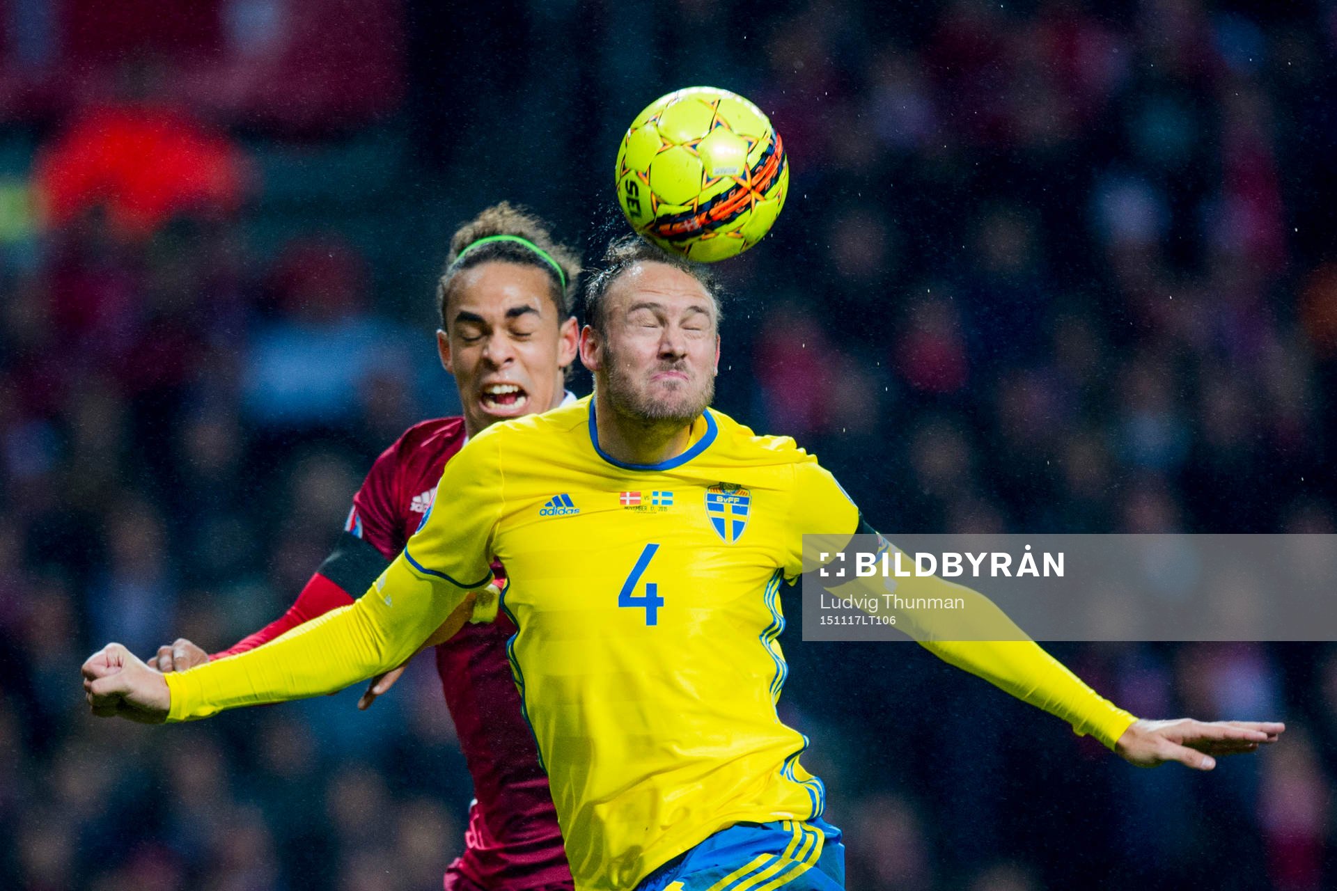 Danmarks Yussuf Poulsen och Sveriges Andreas Granqvist