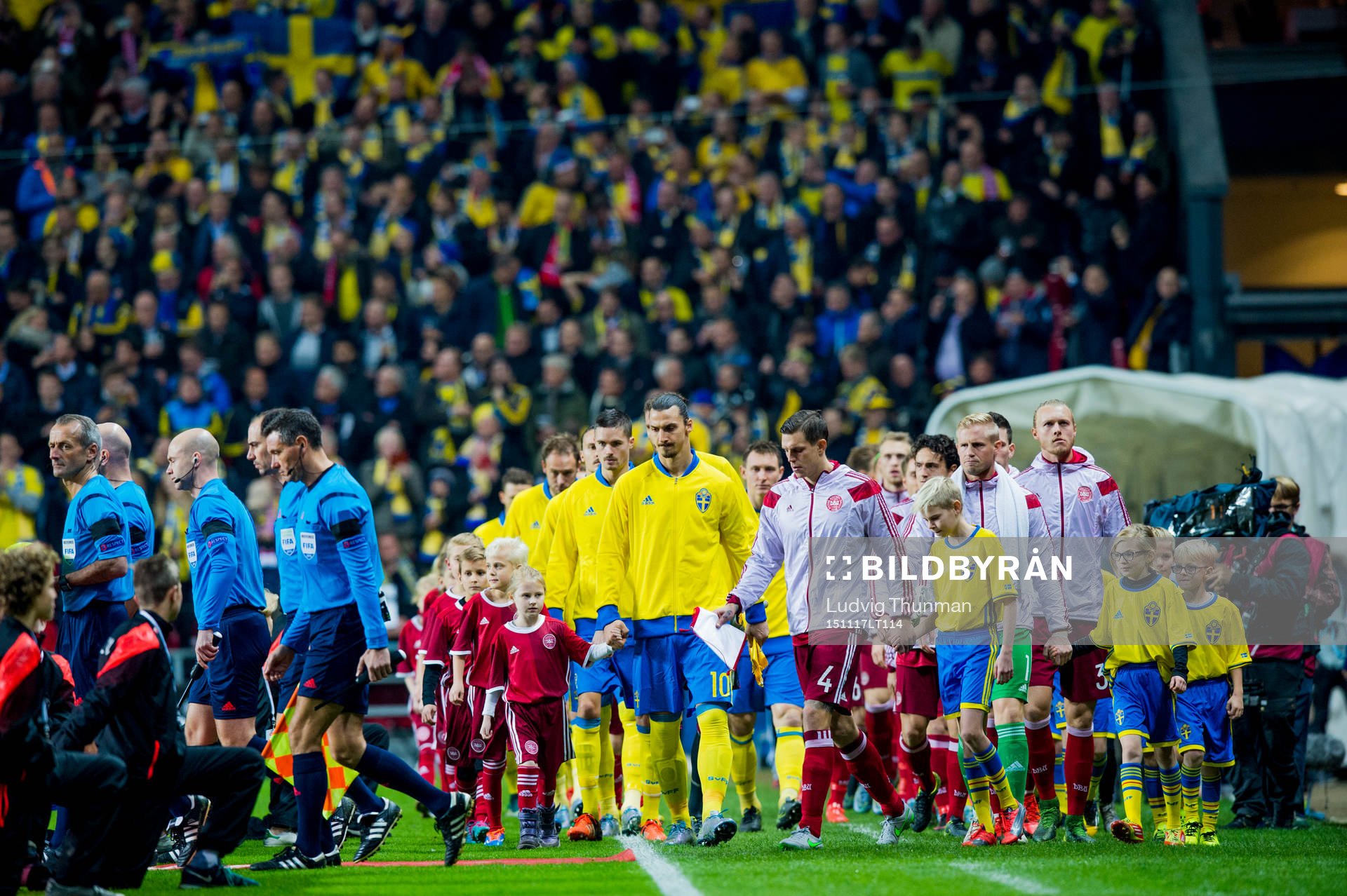 Sveriges spelare med Zlatan Ibrahimovic i täten kommer ut