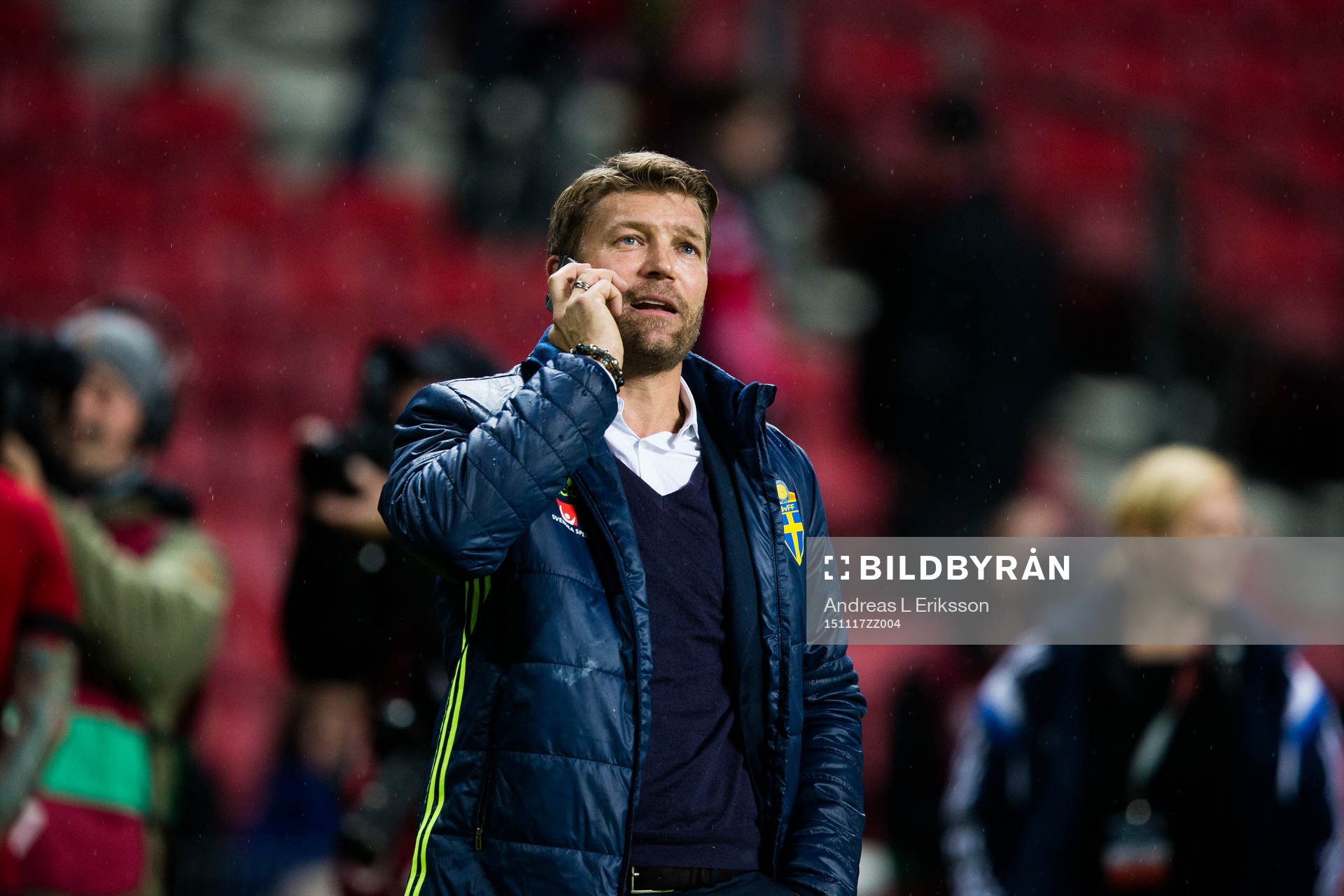 Sveriges players manager Marcus Allbäck