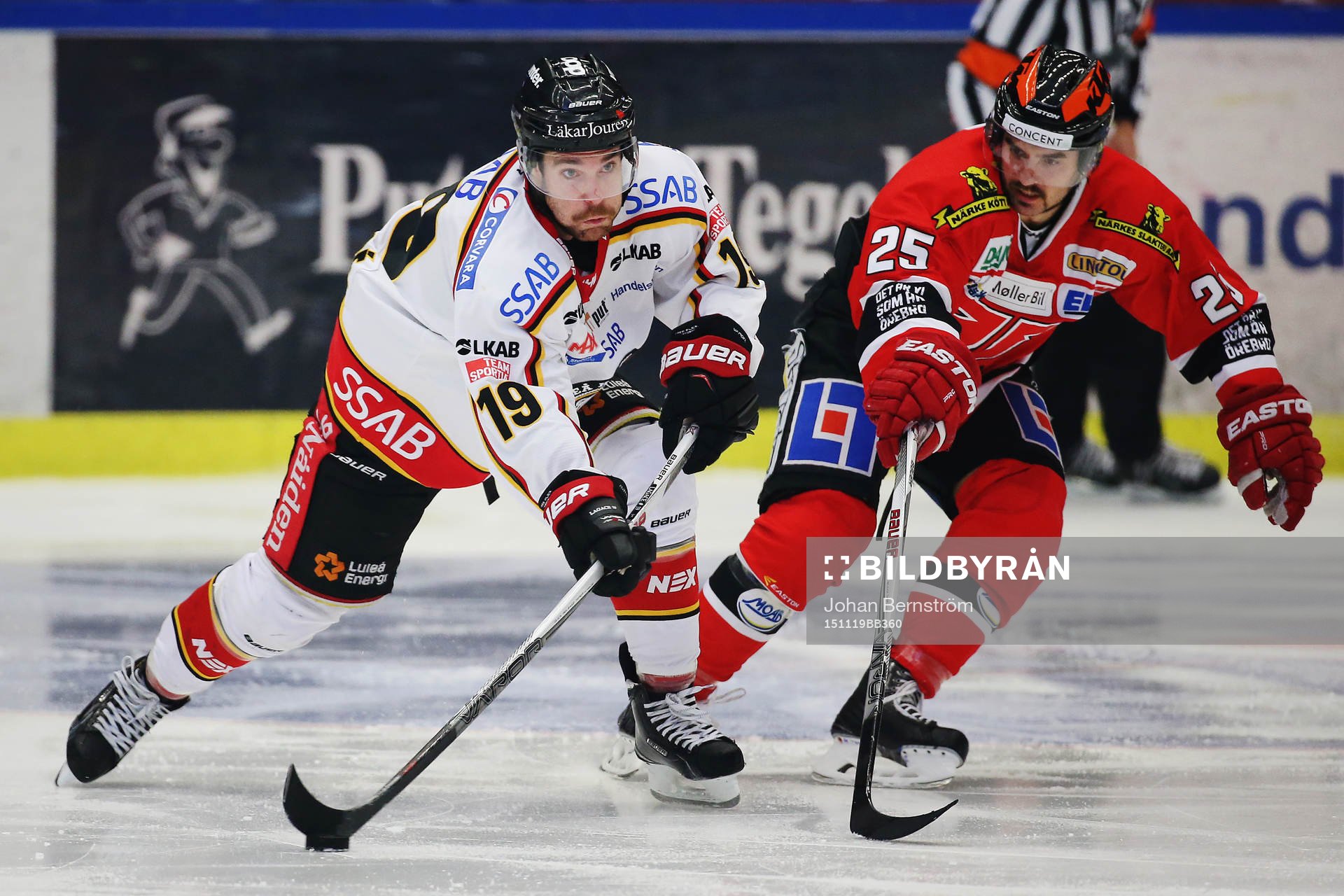 Luleås Jacob Lagace och Örebros Martin Johansson