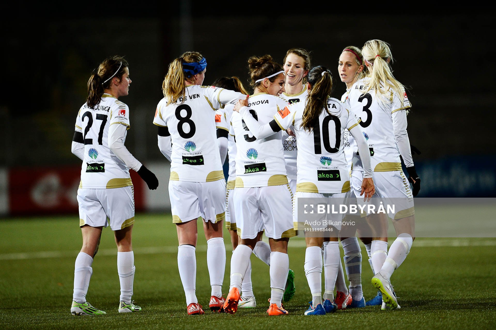 Rosengårds spelare jublar