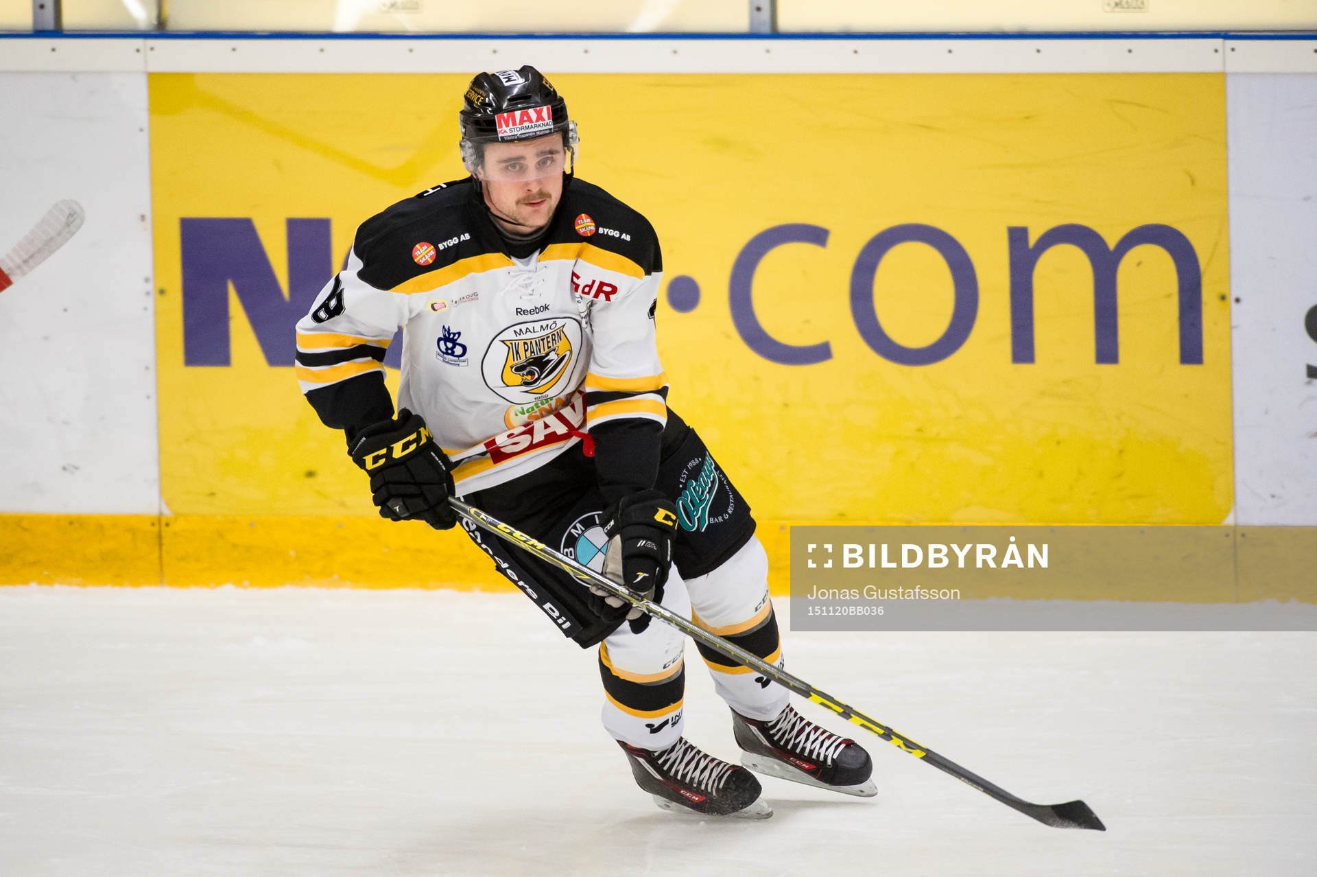Panterns Fabian Lundh värmer upp