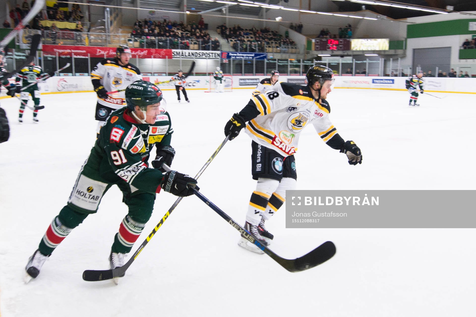 Tingsryds Joakim Högberg och Panterns Fabian Lundh