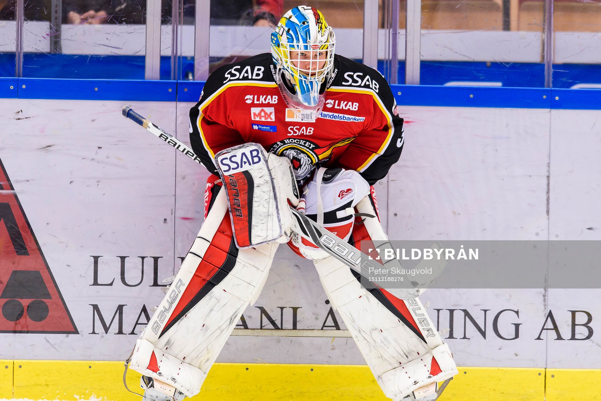Luleås målvakt Filip Gustafsson på uppvärmningen