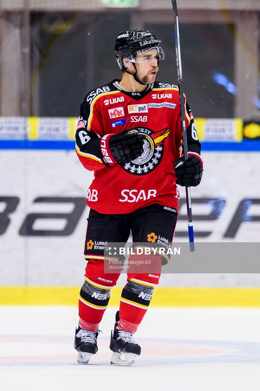 Luleås Craig Schira jublar