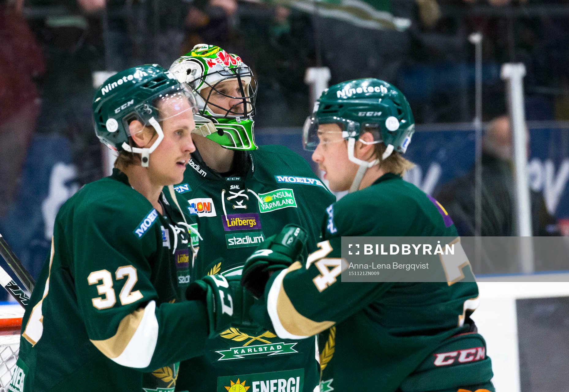 Färjestads Magnus Nygren, Rasmus Asplund firar segern med