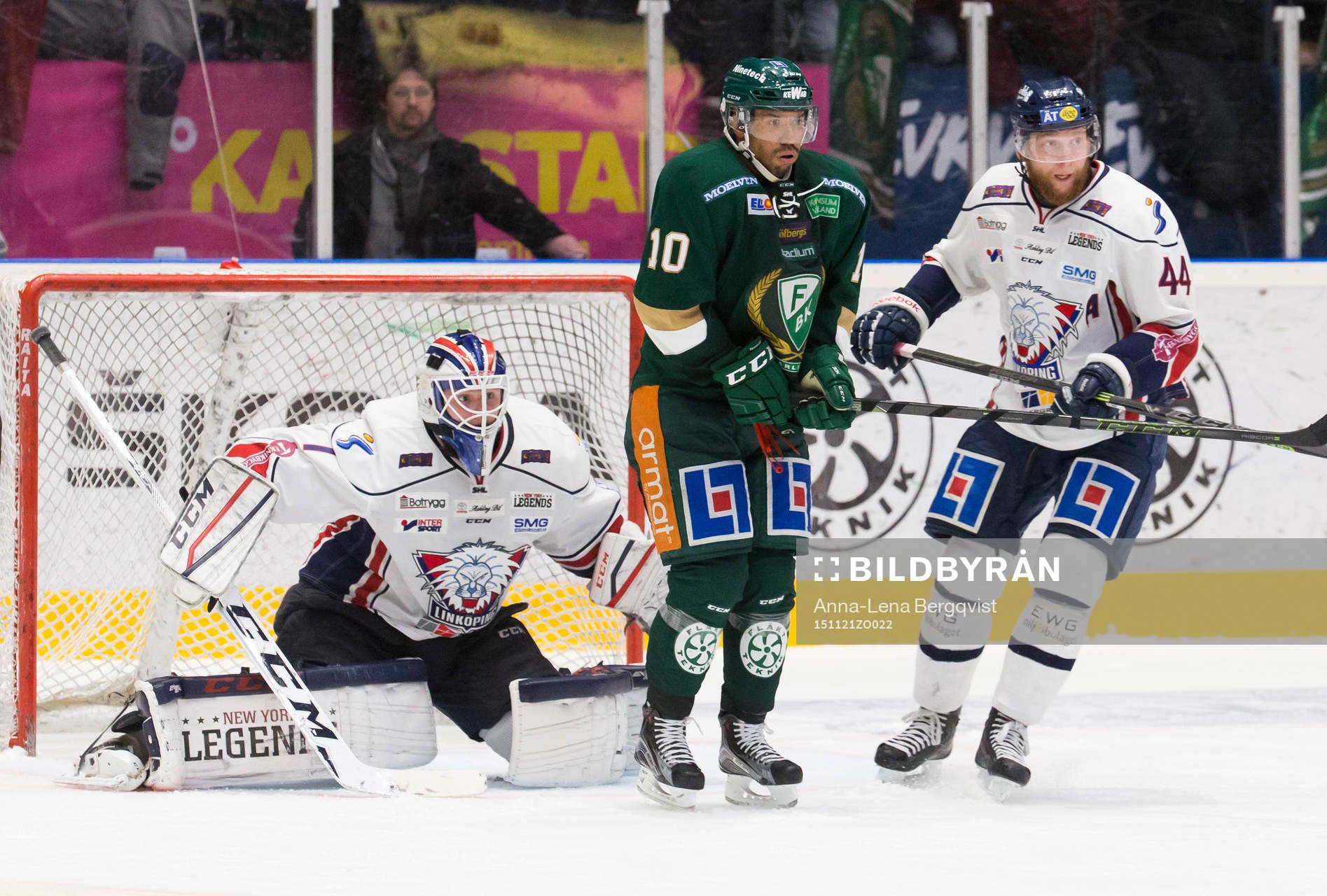 Färjestads Robbie Earl och Linköpings Jonas Junland