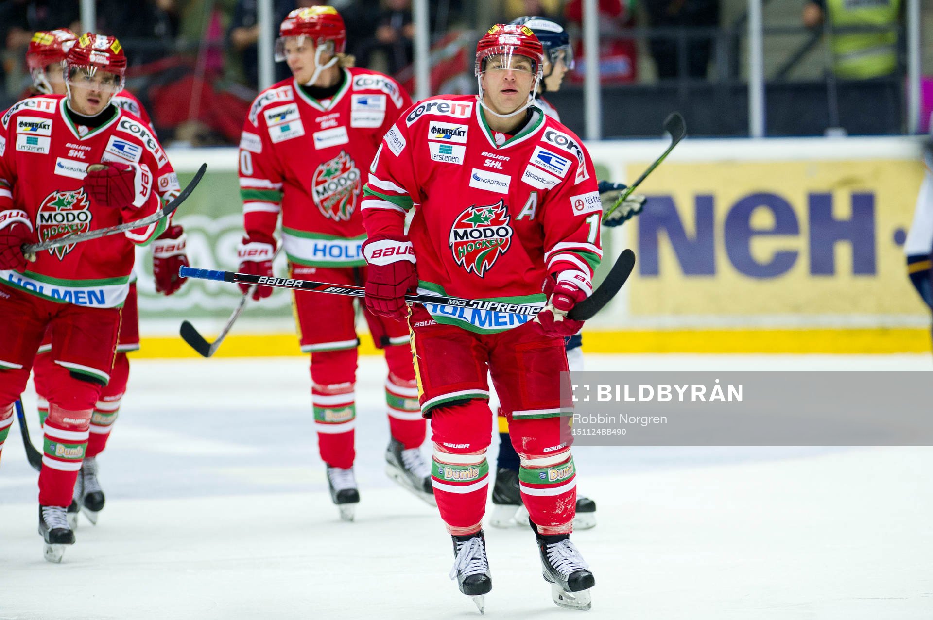 Modos Per-Åge Skröder jublar