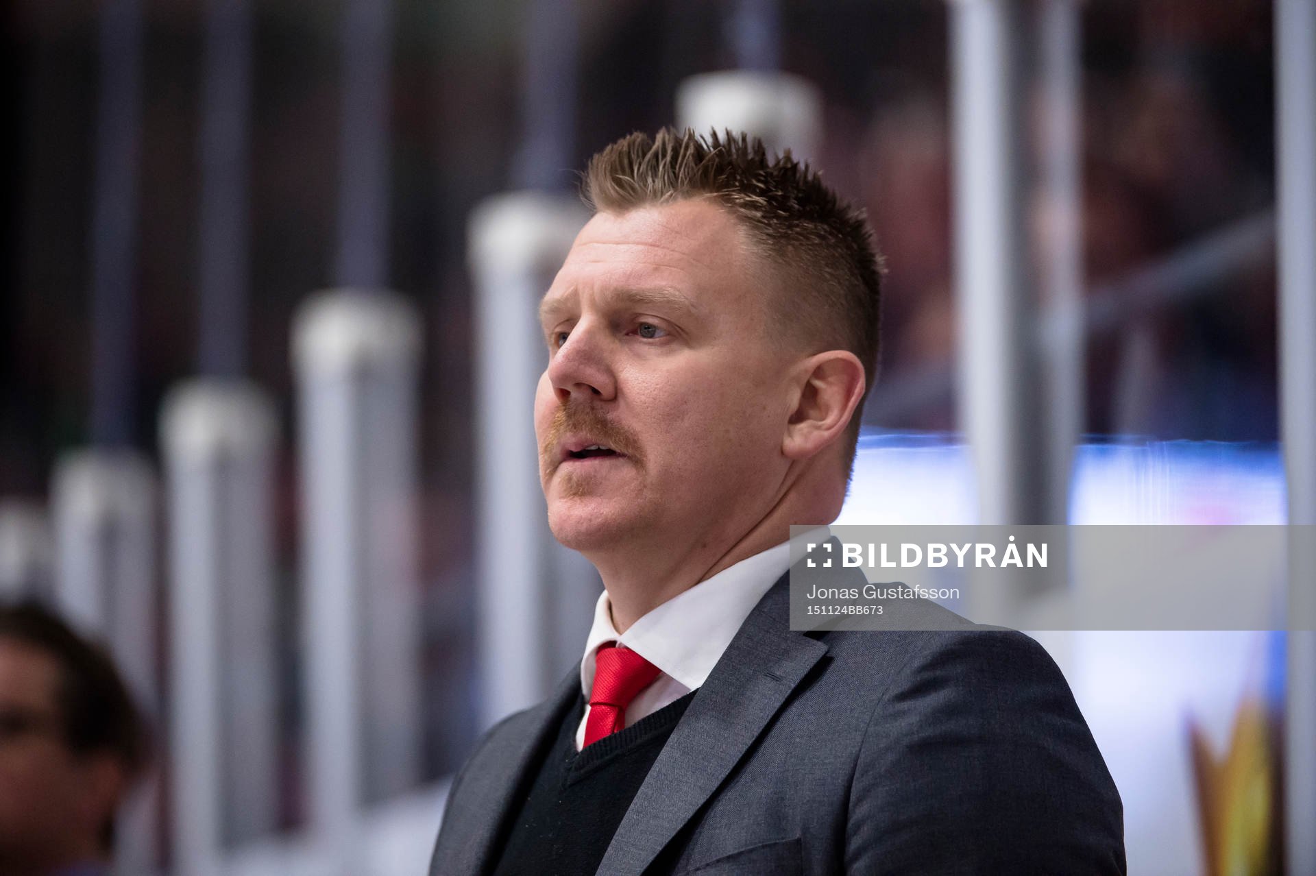Malmö Redhawks assisterande tränare Andreas Hadelöv