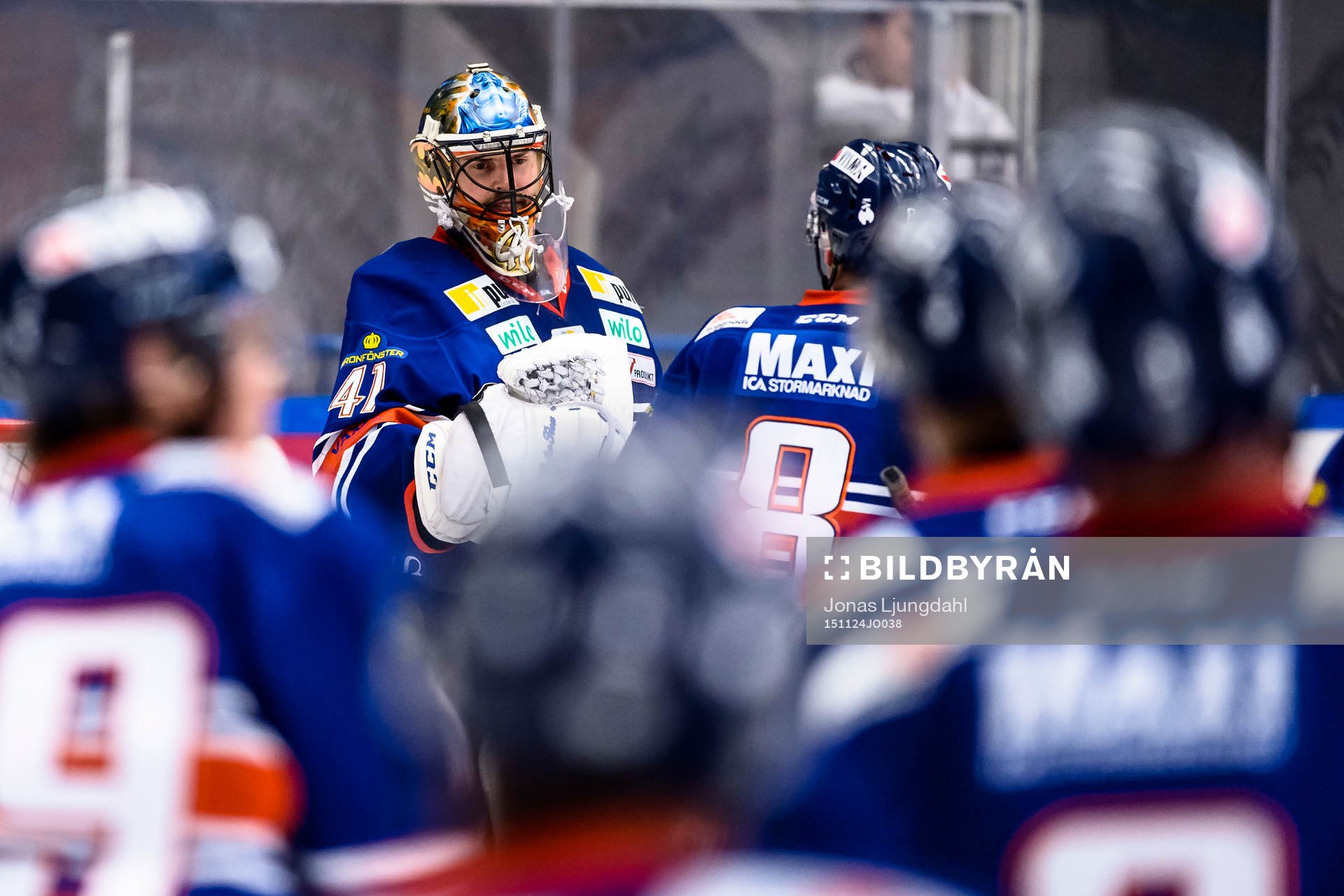Växjös målvakt Cristopher Nihlstorp jublar