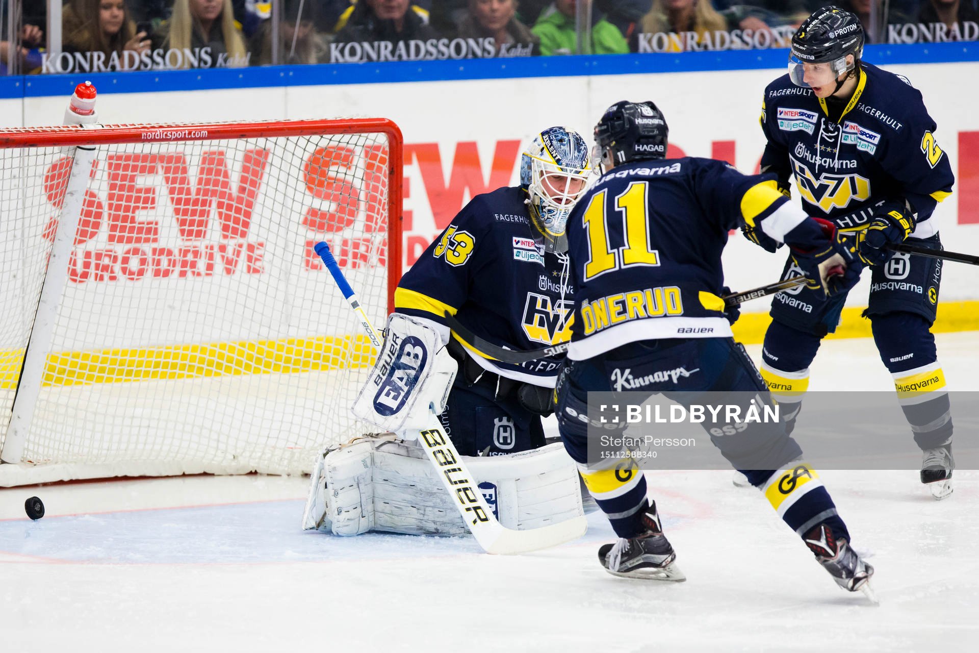 s målvakt Fredrik Pettersson-Wentzel, Simon Önerud och