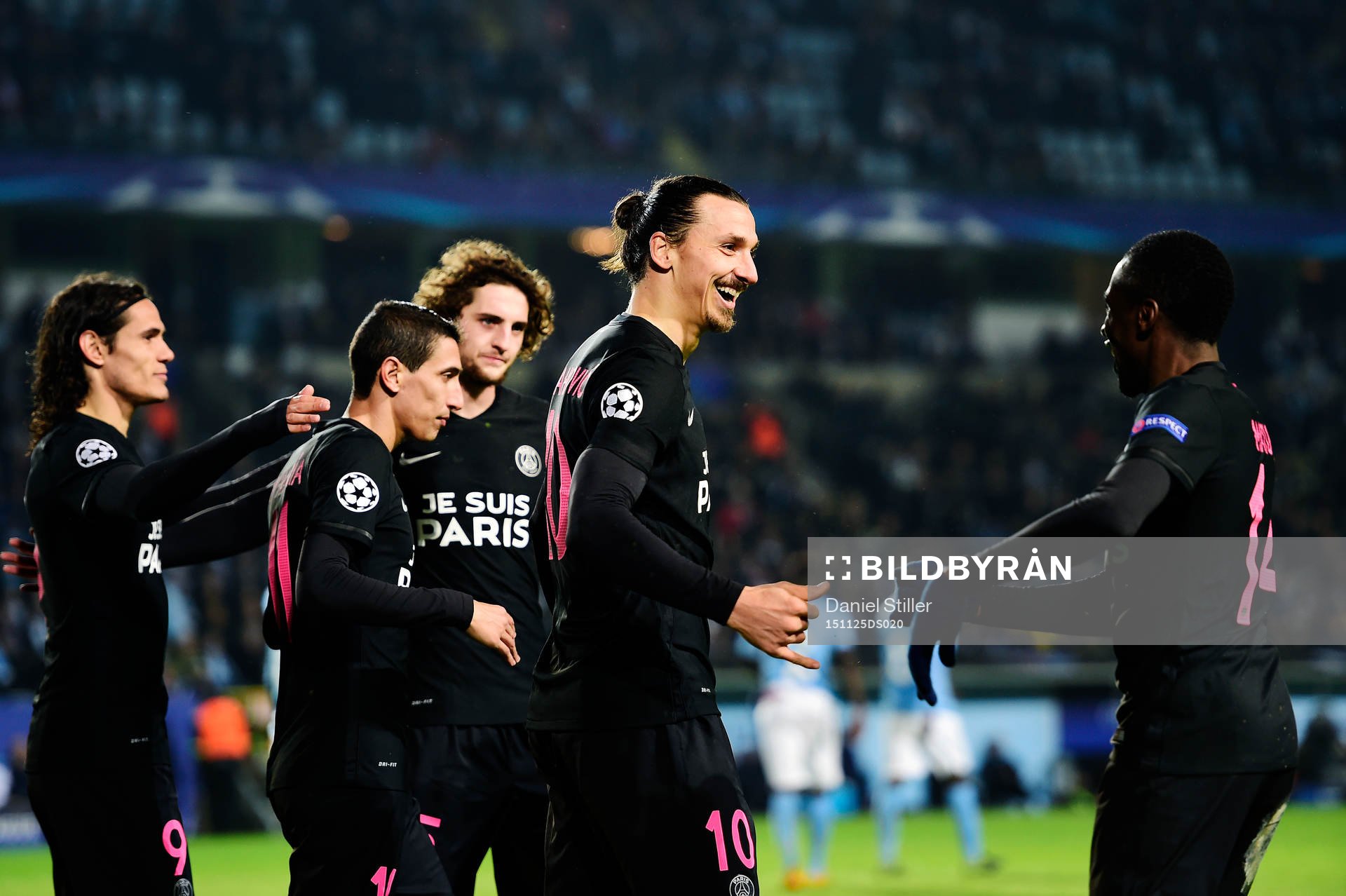 PSG:s Zlatan Ibrahimovic jublar efter att han har gjort 0-3 under fotbollsmatchen i Champions League mellan Malmö FF och Paris Saint Germain den 25 november 2015 i Malmö.