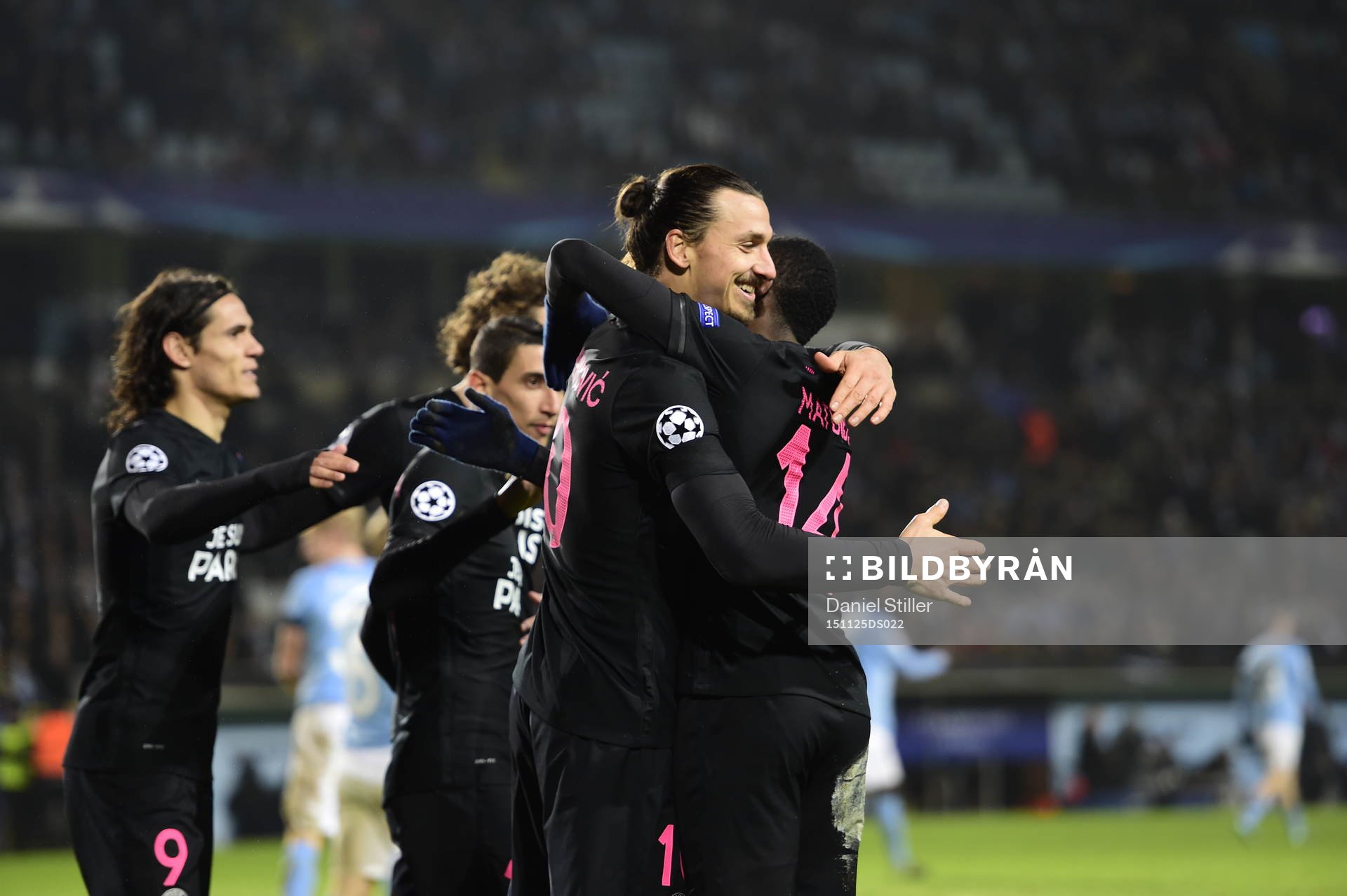 s Zlatan Ibrahimovic jublar