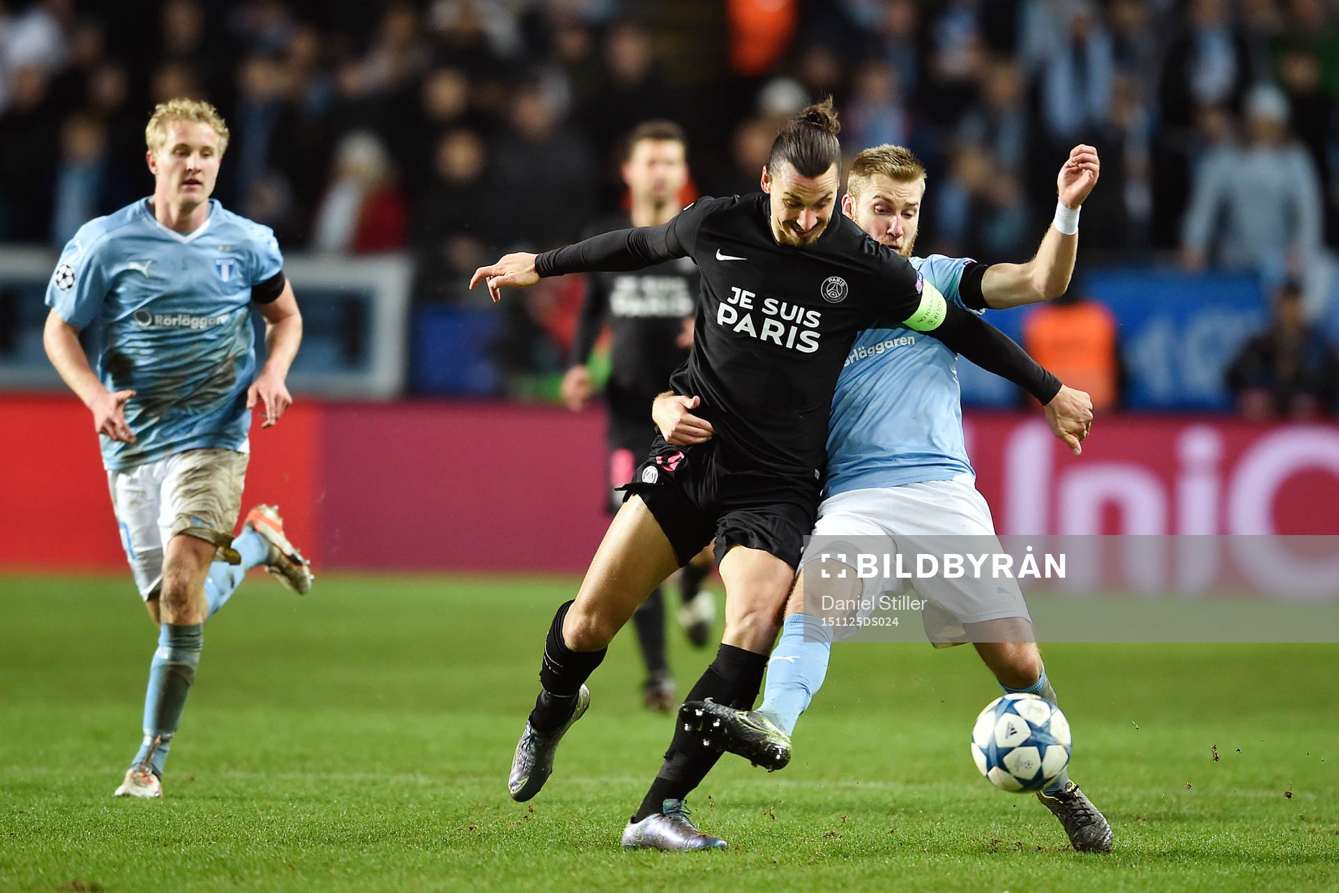 s Zlatan Ibrahimovic och Malmö FFs Rasmus Bengtsson