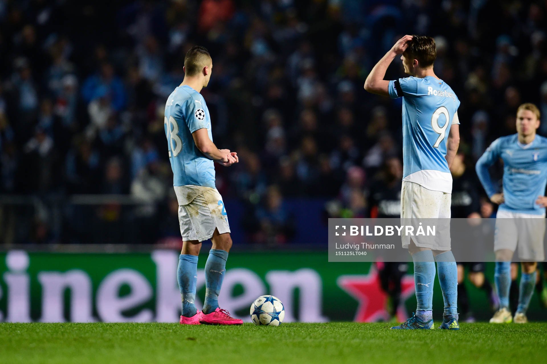 Malmö FFs Nikola Djurjic och Markus Rosenberg deppar